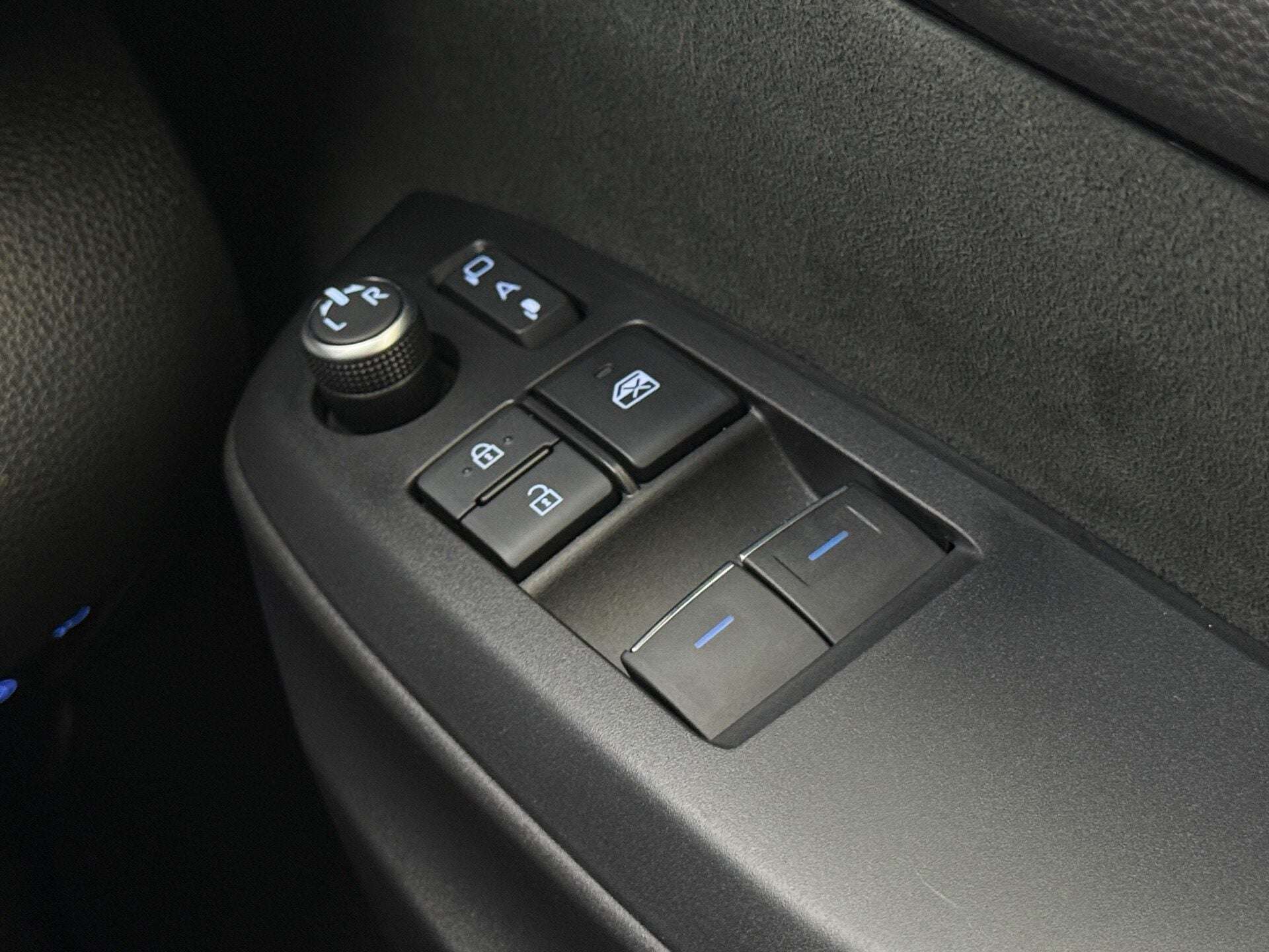 2021 TOYOTA YARIS 2021 TOYOTA YARIS