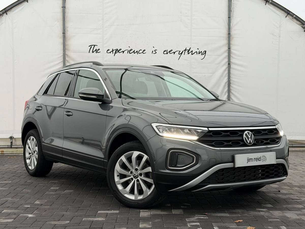 Check out this Volkswagen T-roc 2022 Petrol Automatic