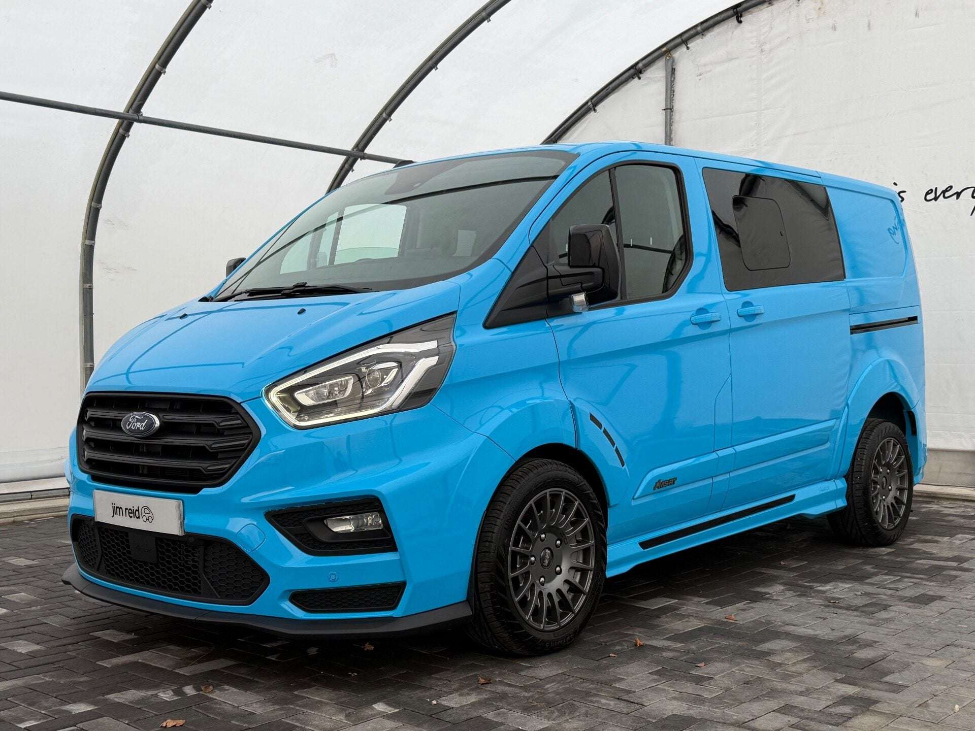 A 2021 FORD TRANSIT CUSTOM 320 LIMITED MS-RT COMBI AUTOMATIC ECOBLUE A 2021 FORD TRANSIT CUSTOM 320 LIMITED MS-RT COMBI AUTOMATIC ECOBLUE