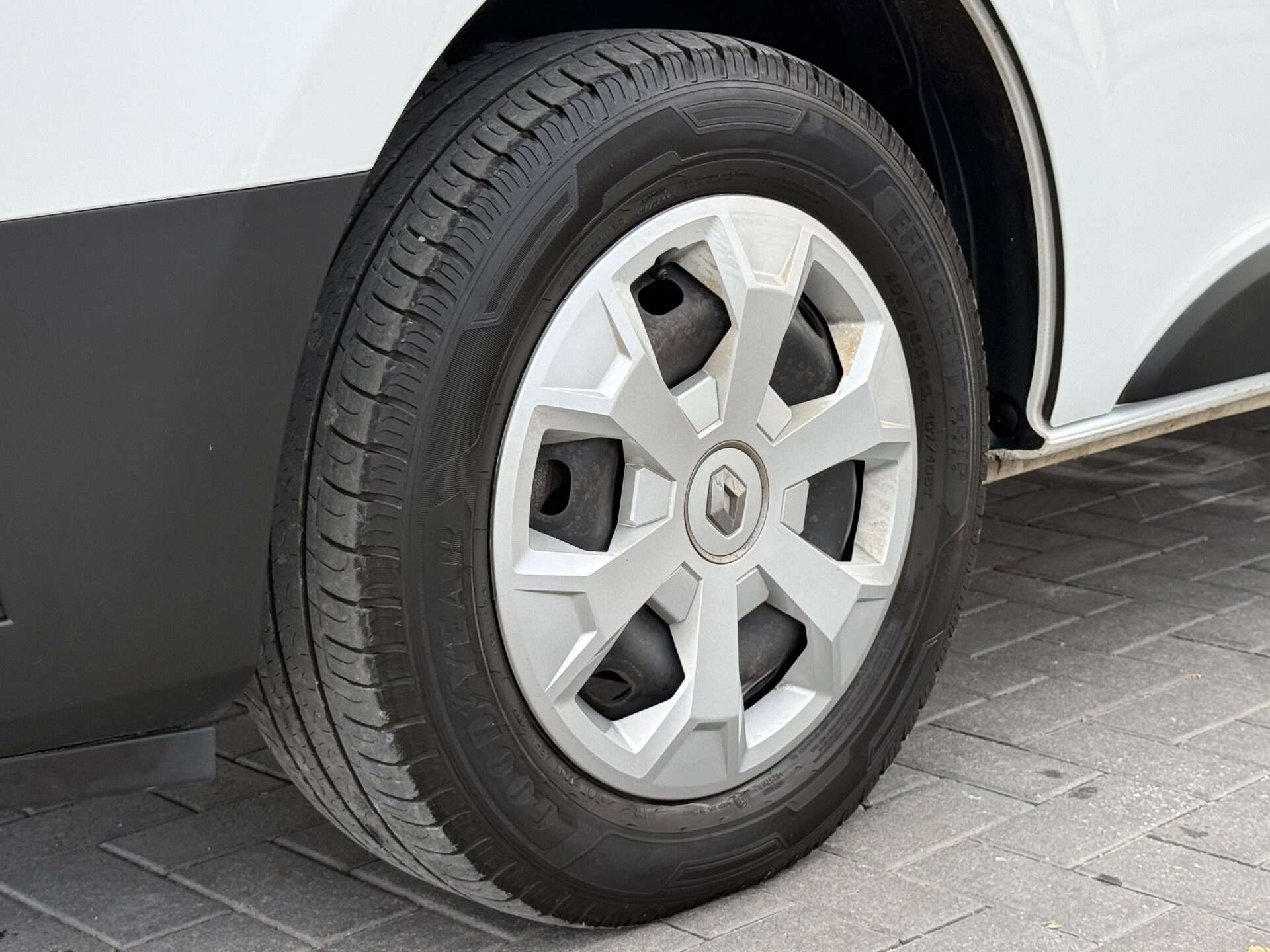 2023 RENAULT TRAFIC 2023 RENAULT TRAFIC