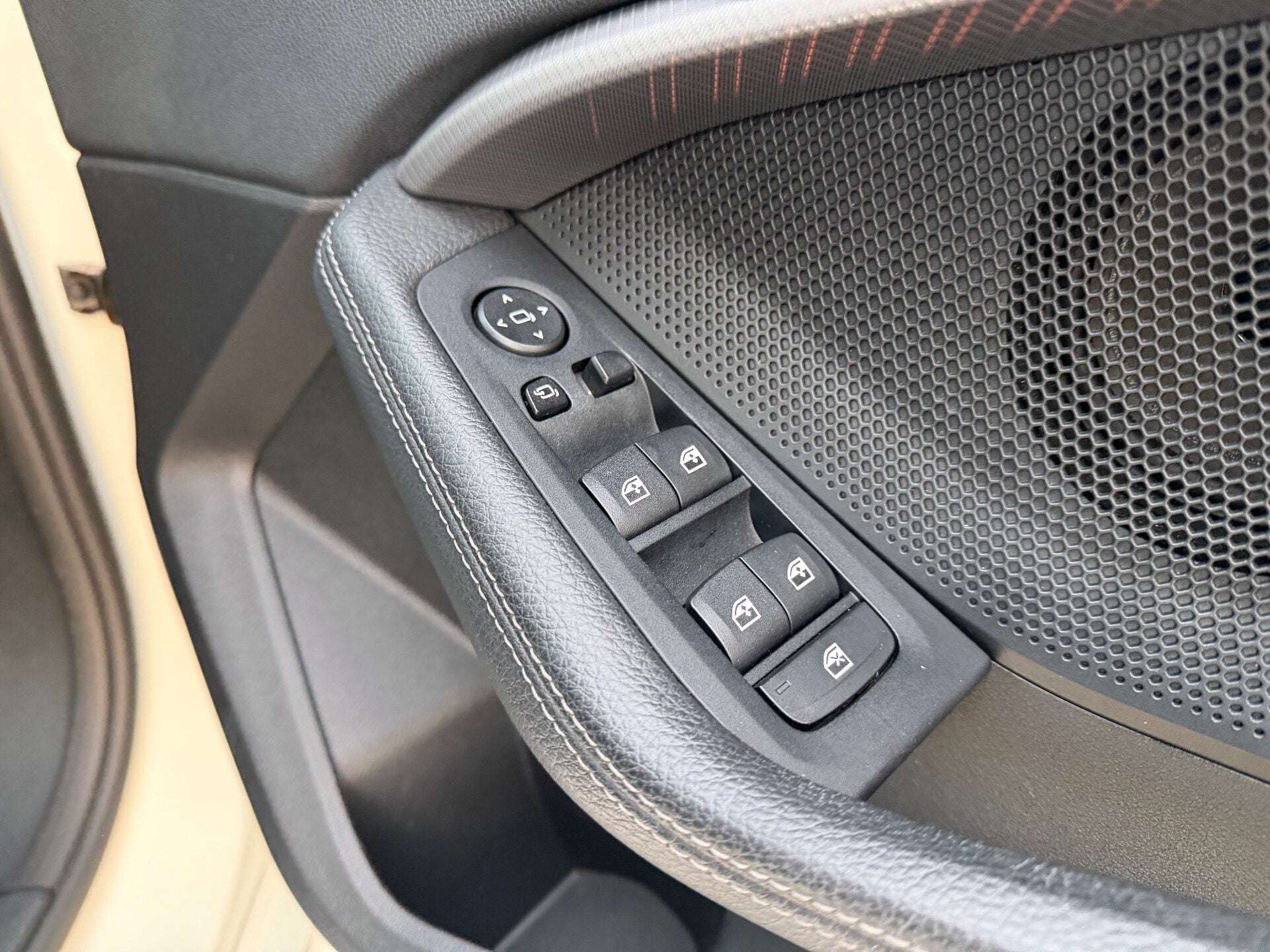 2020 BMW 1 SERIES 2020 BMW 1 SERIES