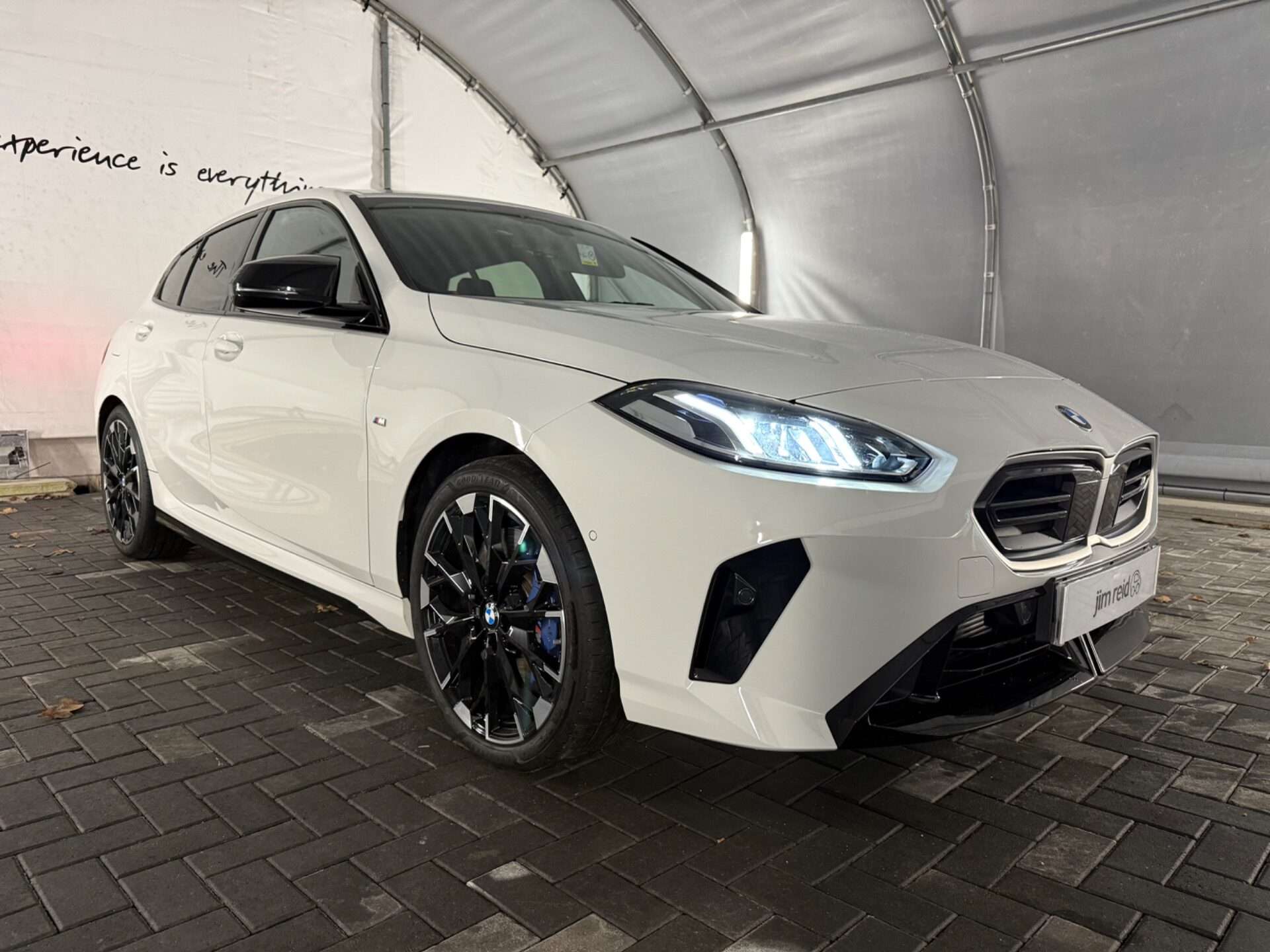 A 2025 BMW 1 SERIES M135 XDRIVE A 2025 BMW 1 SERIES M135 XDRIVE