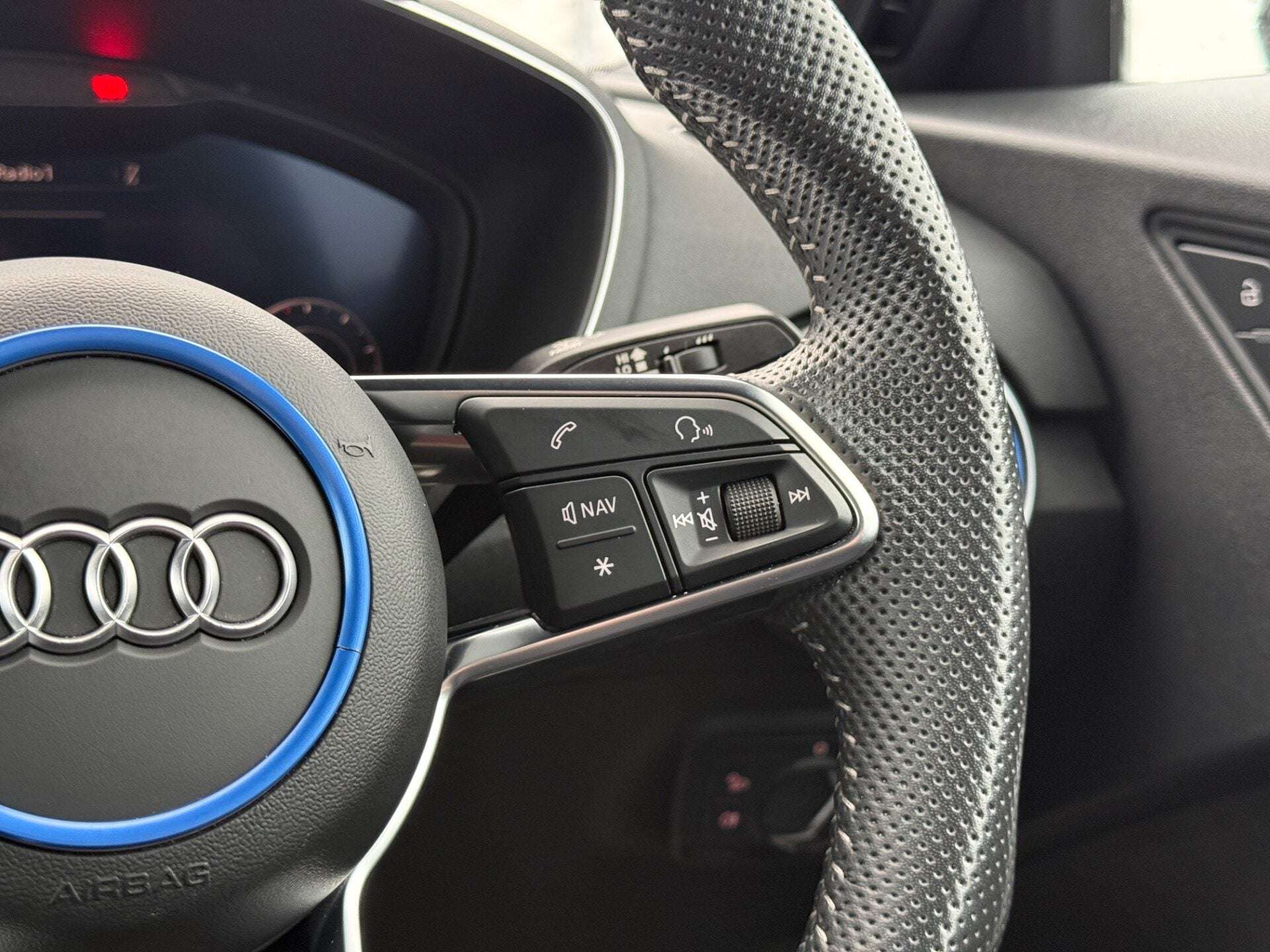 2022 AUDI TT 2022 AUDI TT