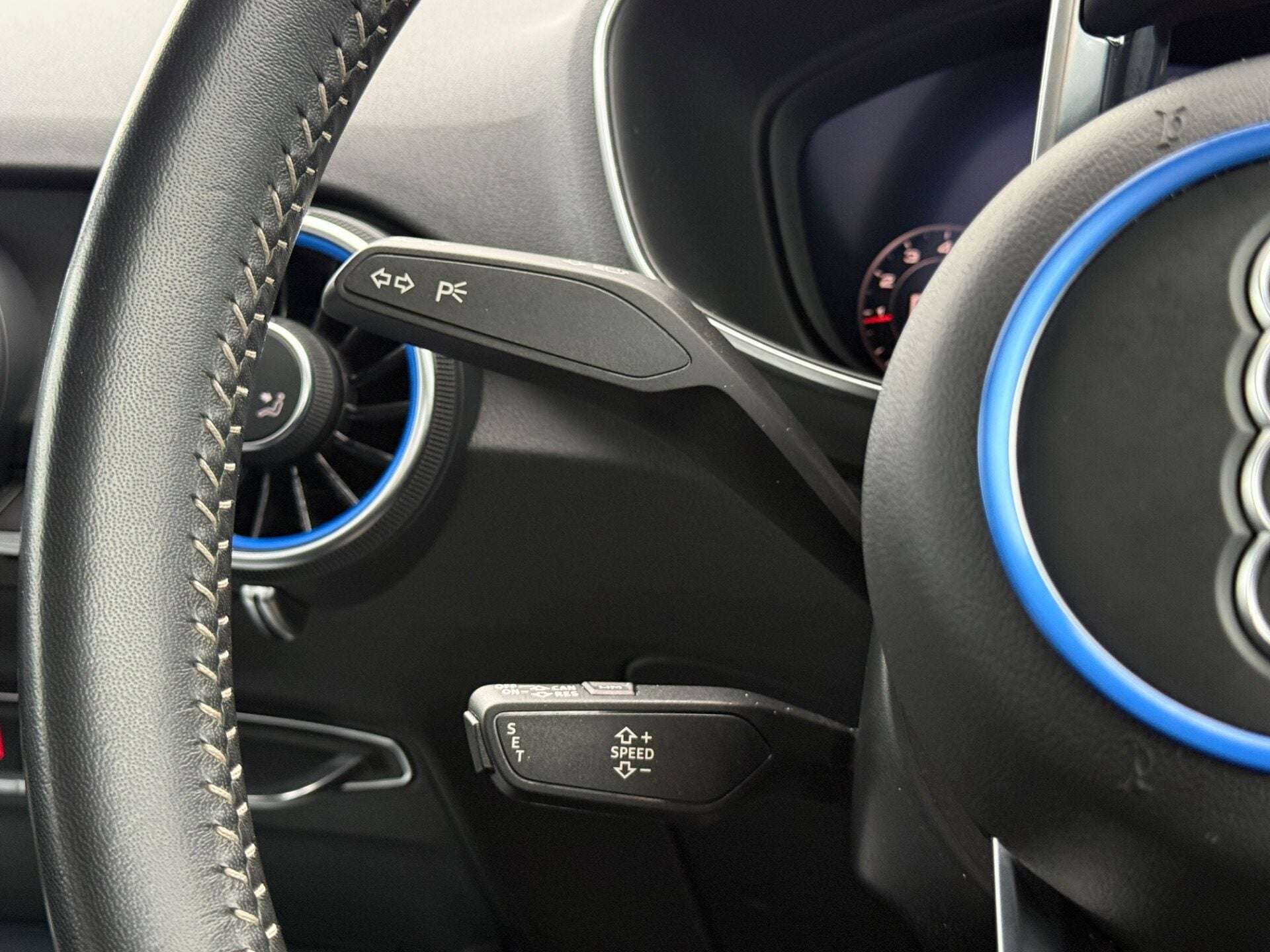 2022 AUDI TT 2022 AUDI TT