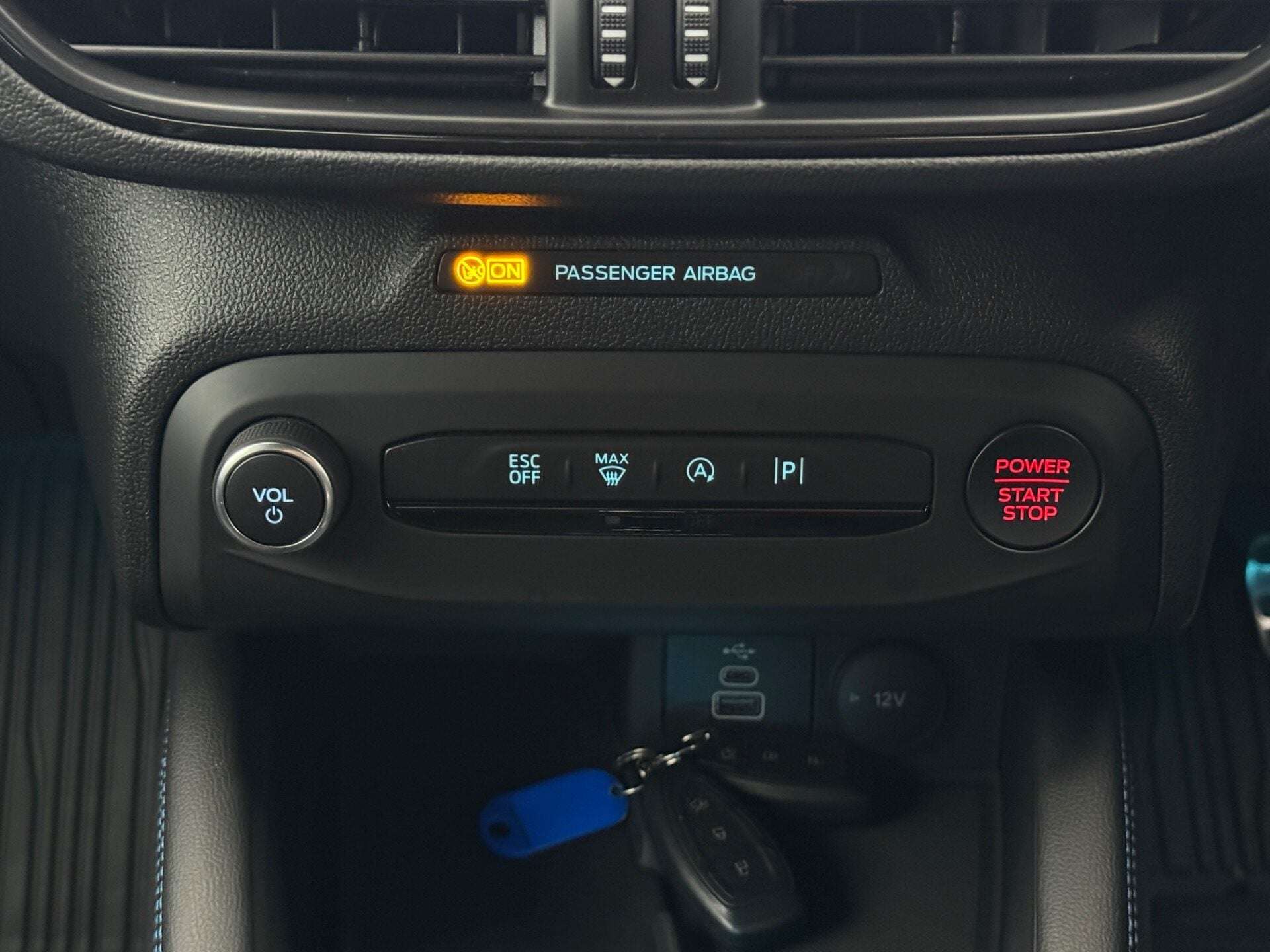 2024 FORD FOCUS 2024 FORD FOCUS