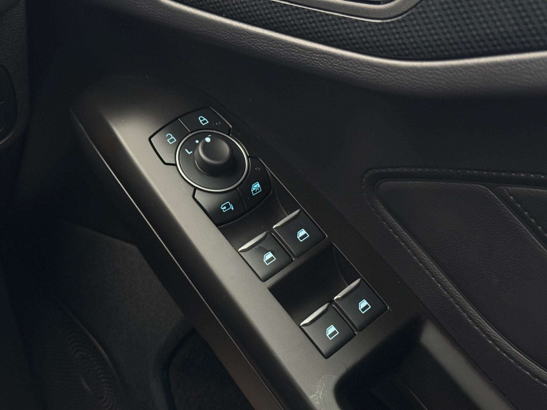 2024 FORD FOCUS 2024 FORD FOCUS