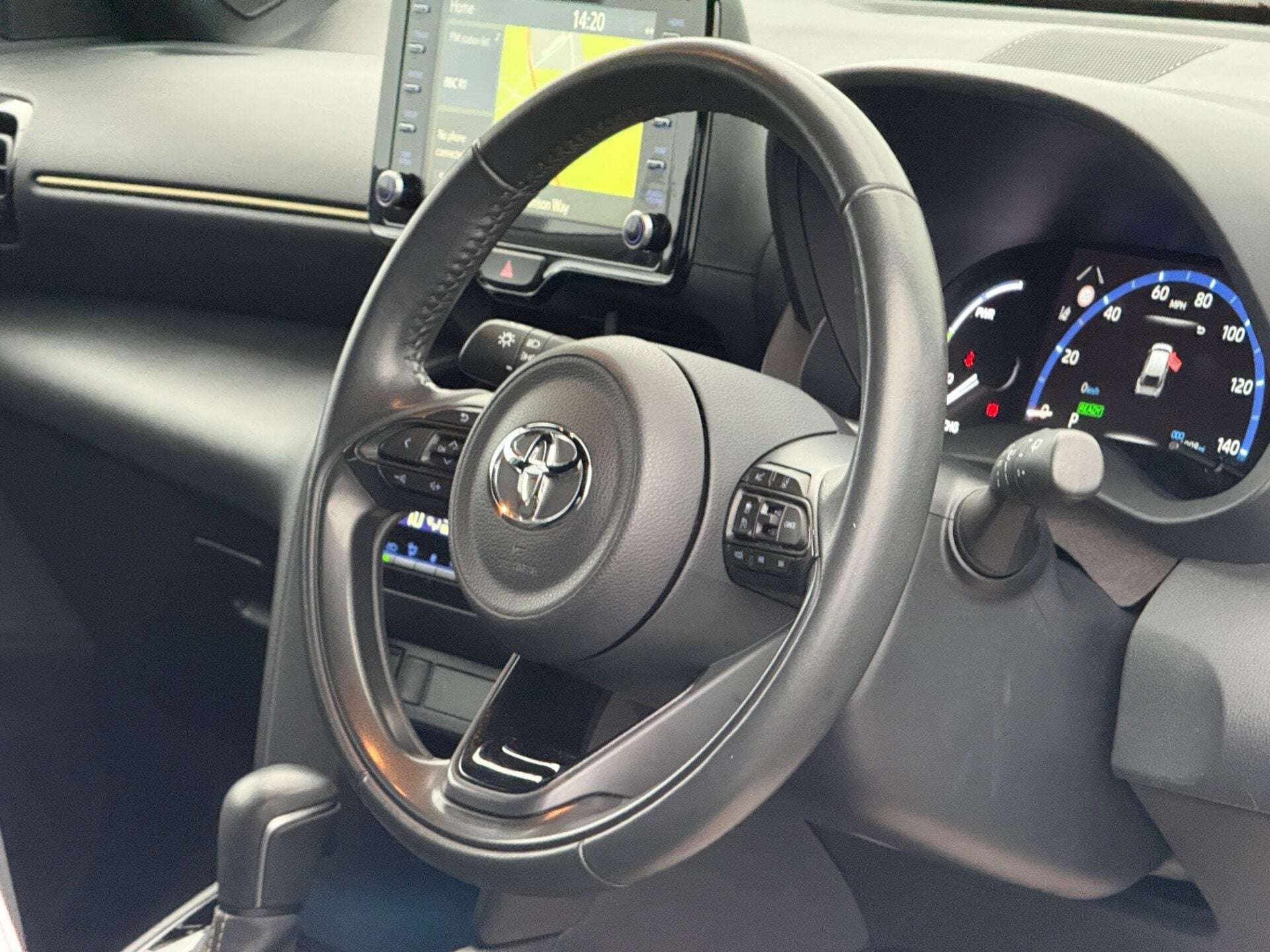 2022 TOYOTA YARIS CROSS 2022 TOYOTA YARIS CROSS