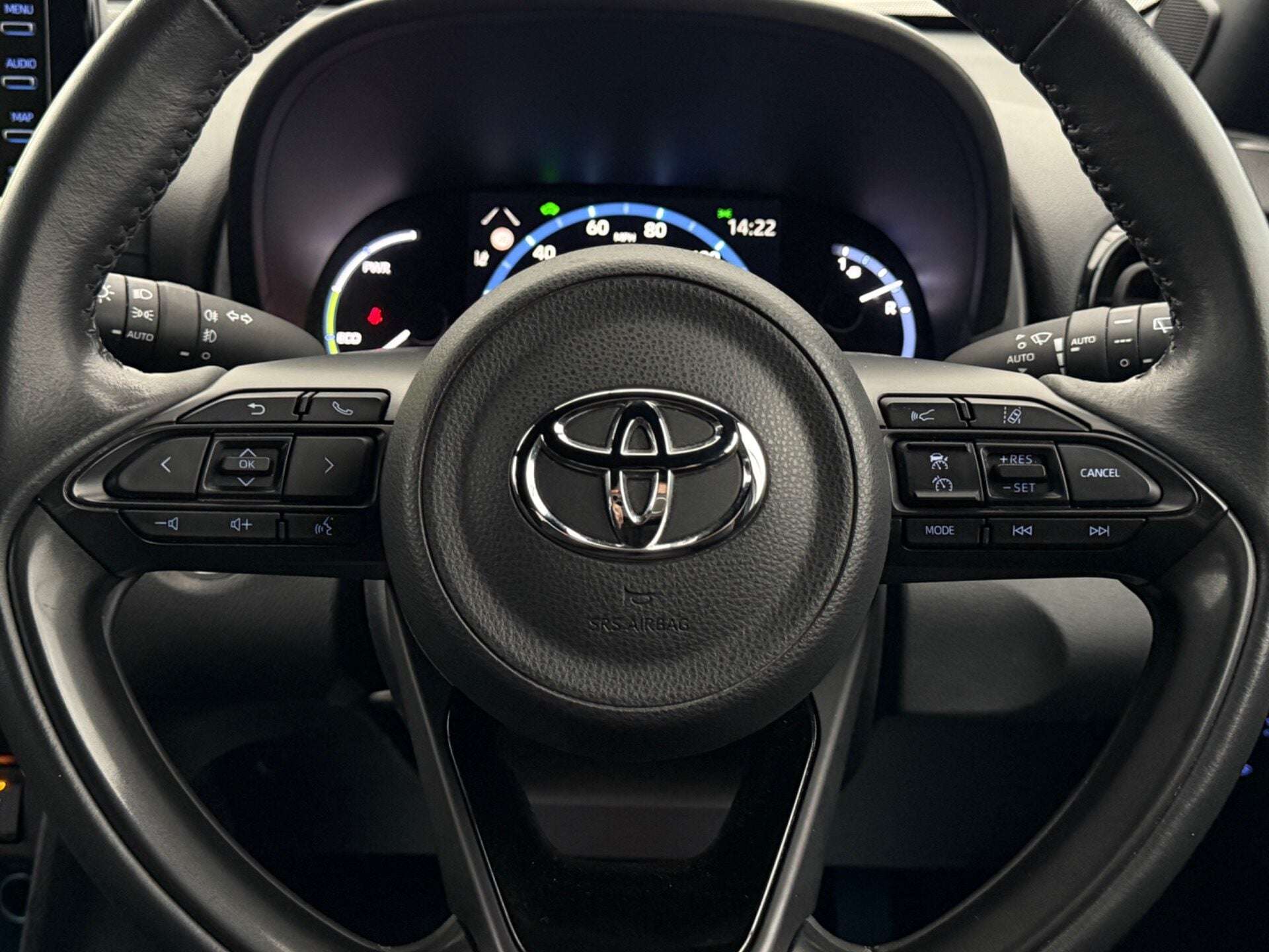 2022 TOYOTA YARIS CROSS 2022 TOYOTA YARIS CROSS