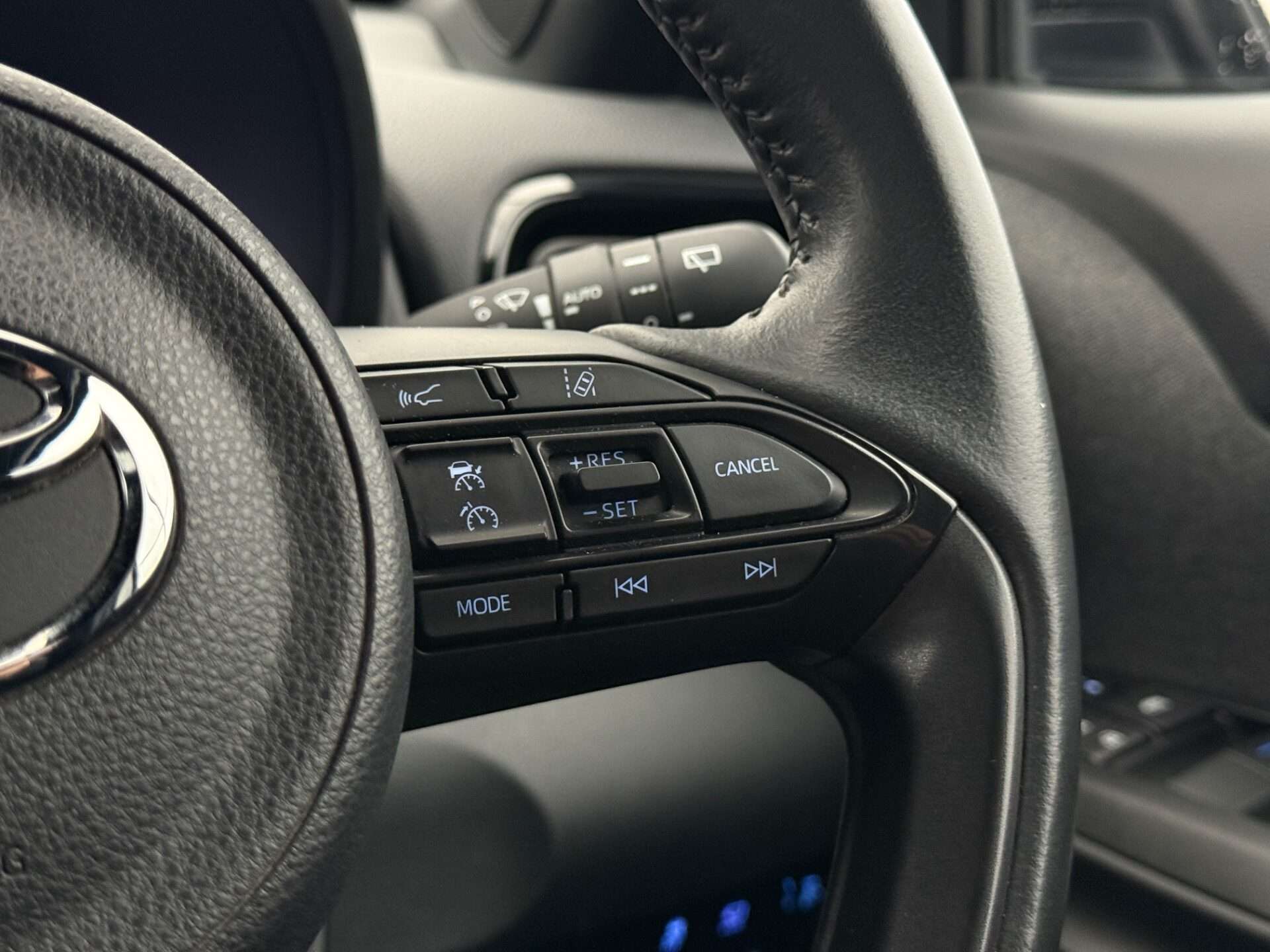 2022 TOYOTA YARIS CROSS 2022 TOYOTA YARIS CROSS