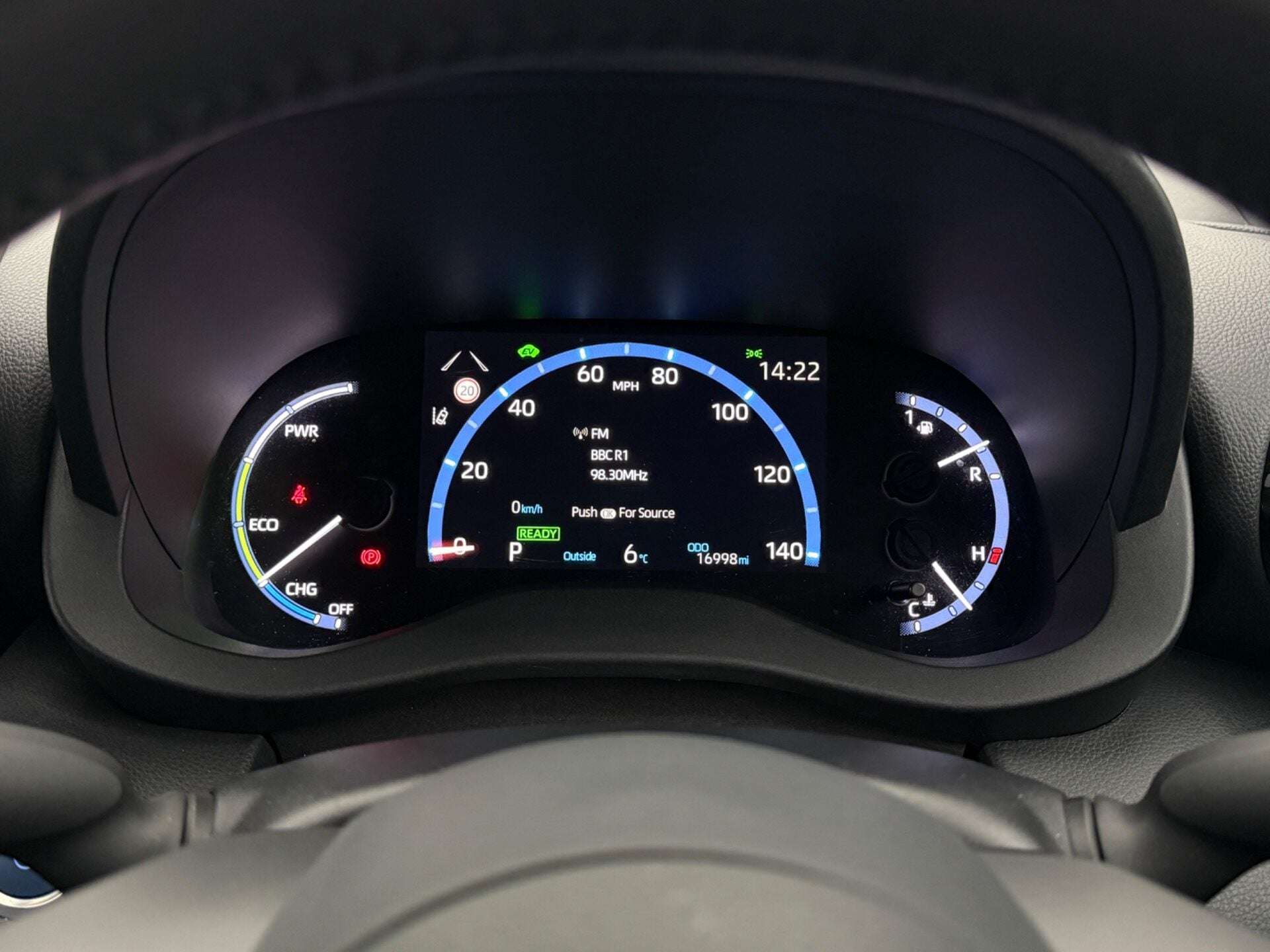 2022 TOYOTA YARIS CROSS 2022 TOYOTA YARIS CROSS