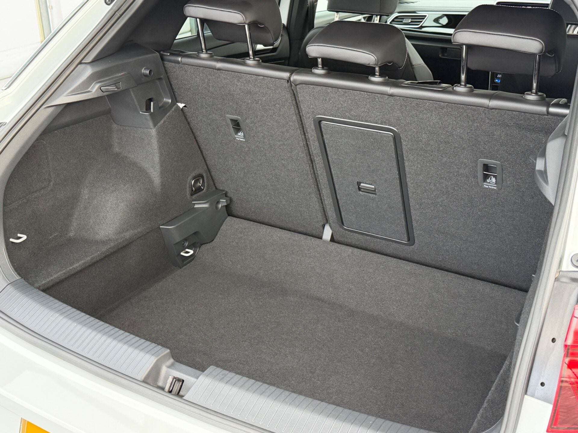 2023 VOLKSWAGEN T-ROC 2023 VOLKSWAGEN T-ROC