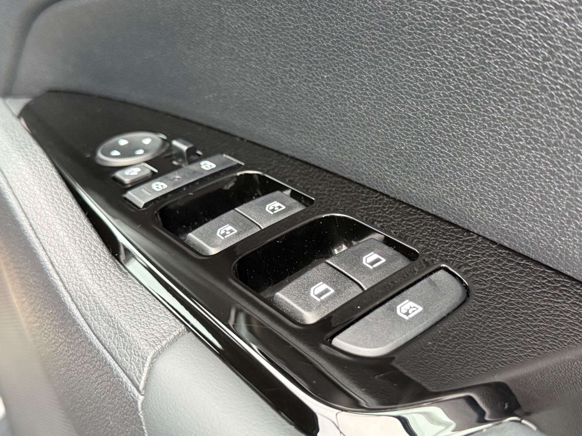 2023 KIA SPORTAGE 2023 KIA SPORTAGE