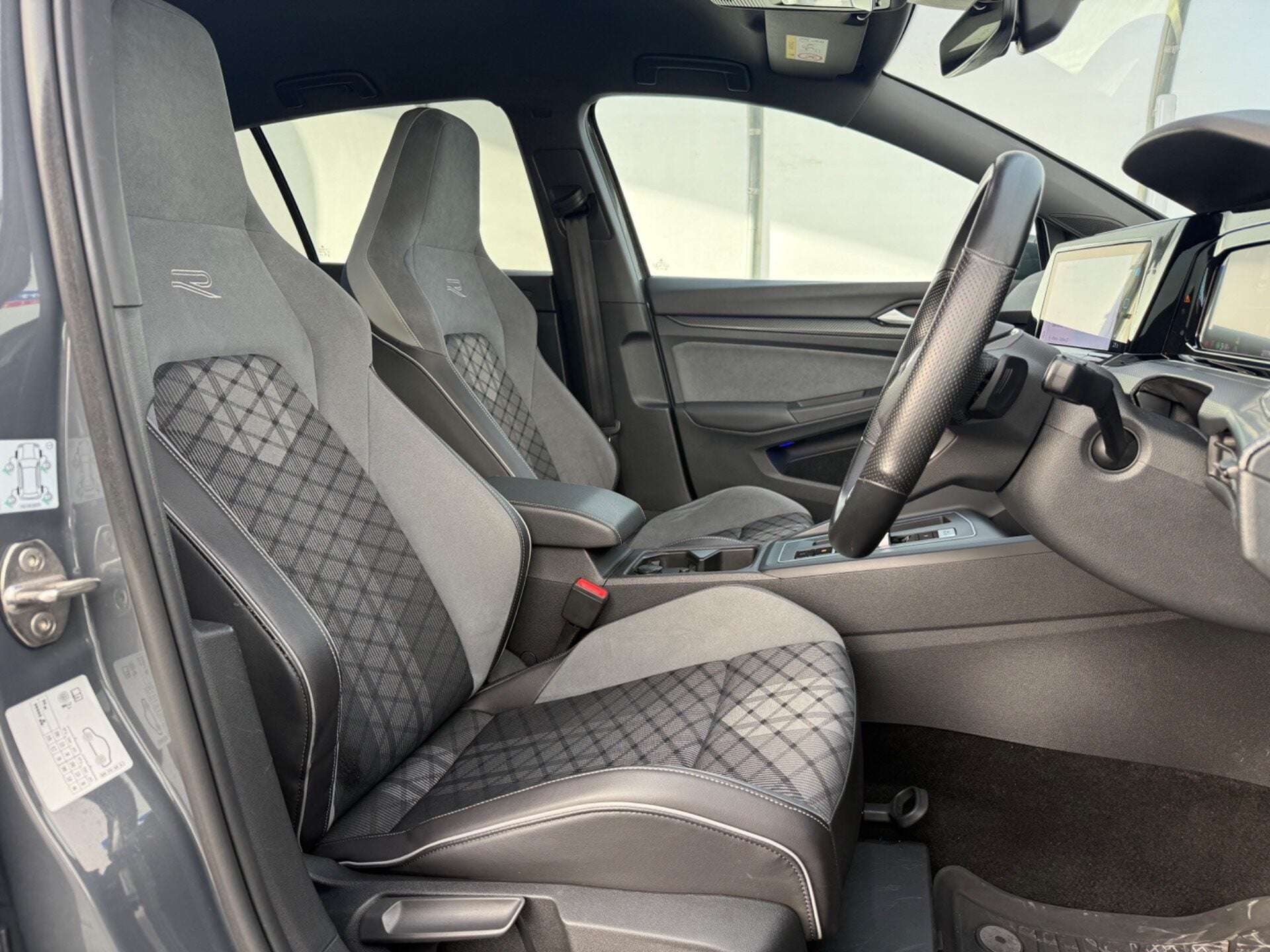 2022 VOLKSWAGEN GOLF 2022 VOLKSWAGEN GOLF