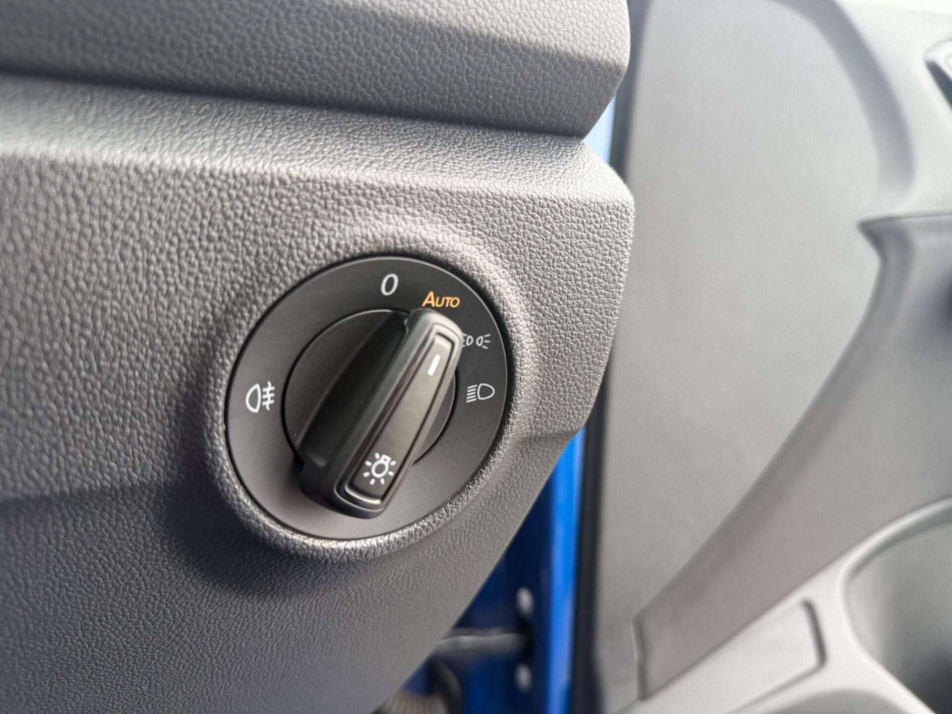 2023 VOLKSWAGEN T-ROC 2023 VOLKSWAGEN T-ROC