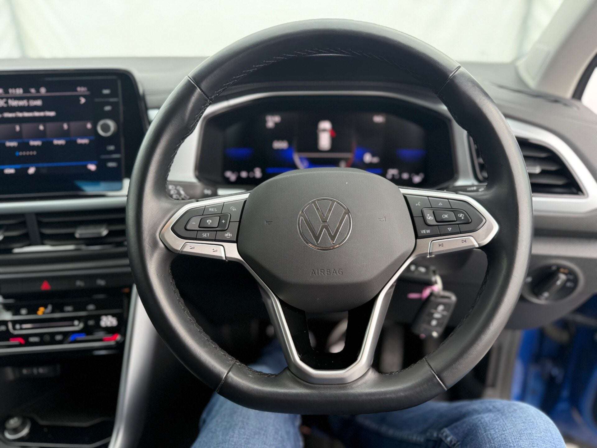 2023 VOLKSWAGEN T-ROC 2023 VOLKSWAGEN T-ROC