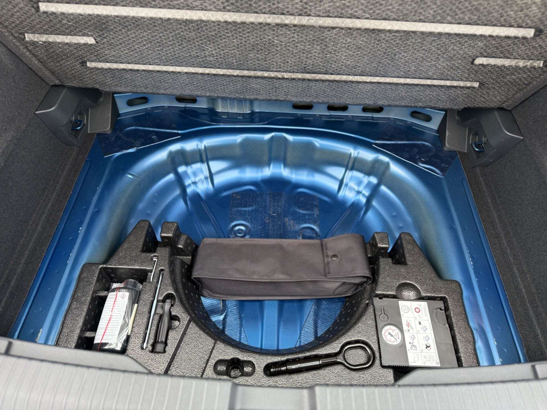 2023 VOLKSWAGEN T-ROC 2023 VOLKSWAGEN T-ROC