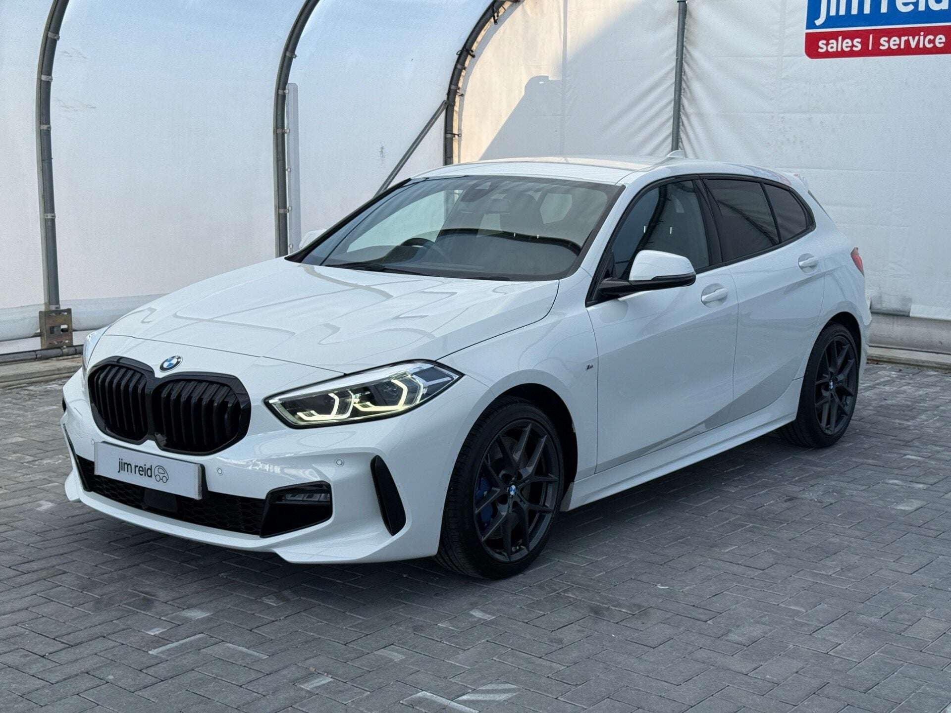 A 2021 BMW 1 SERIES 118I M SPORT A 2021 BMW 1 SERIES 118I M SPORT