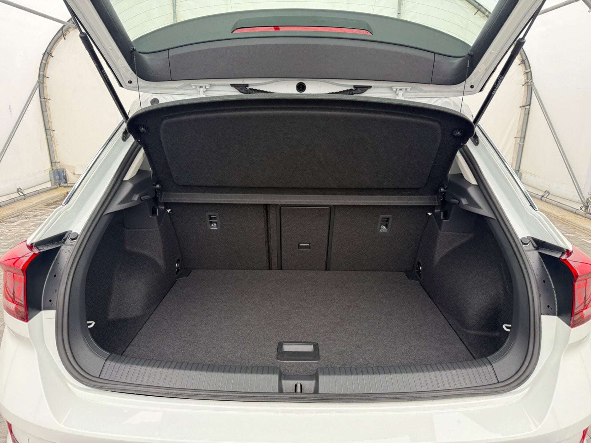 2024 VOLKSWAGEN T-ROC 2024 VOLKSWAGEN T-ROC