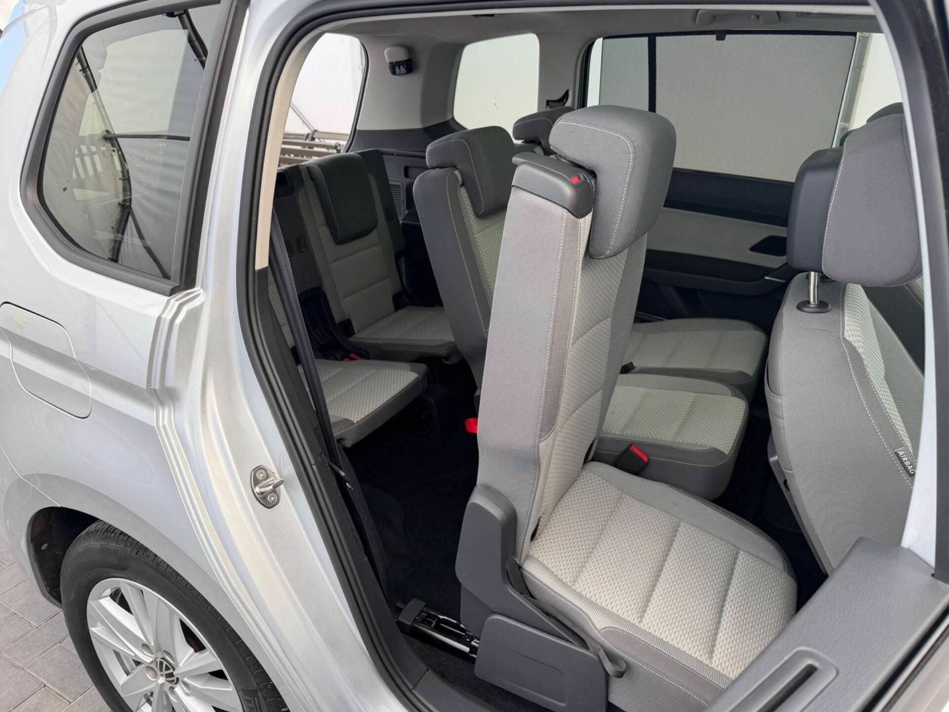 2022 VOLKSWAGEN TOURAN 2022 VOLKSWAGEN TOURAN