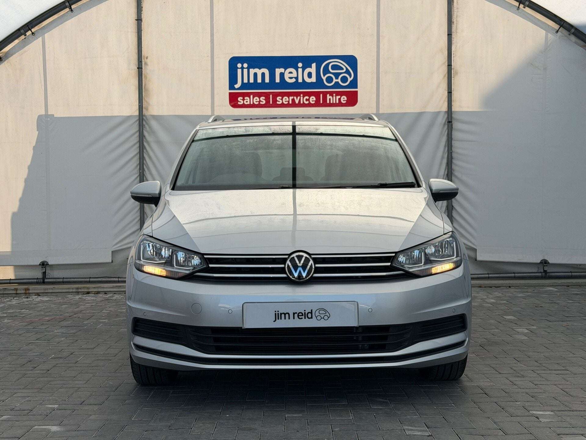 A 2022 VOLKSWAGEN TOURAN SE FAMILY TSI DSG A 2022 VOLKSWAGEN TOURAN SE FAMILY TSI DSG