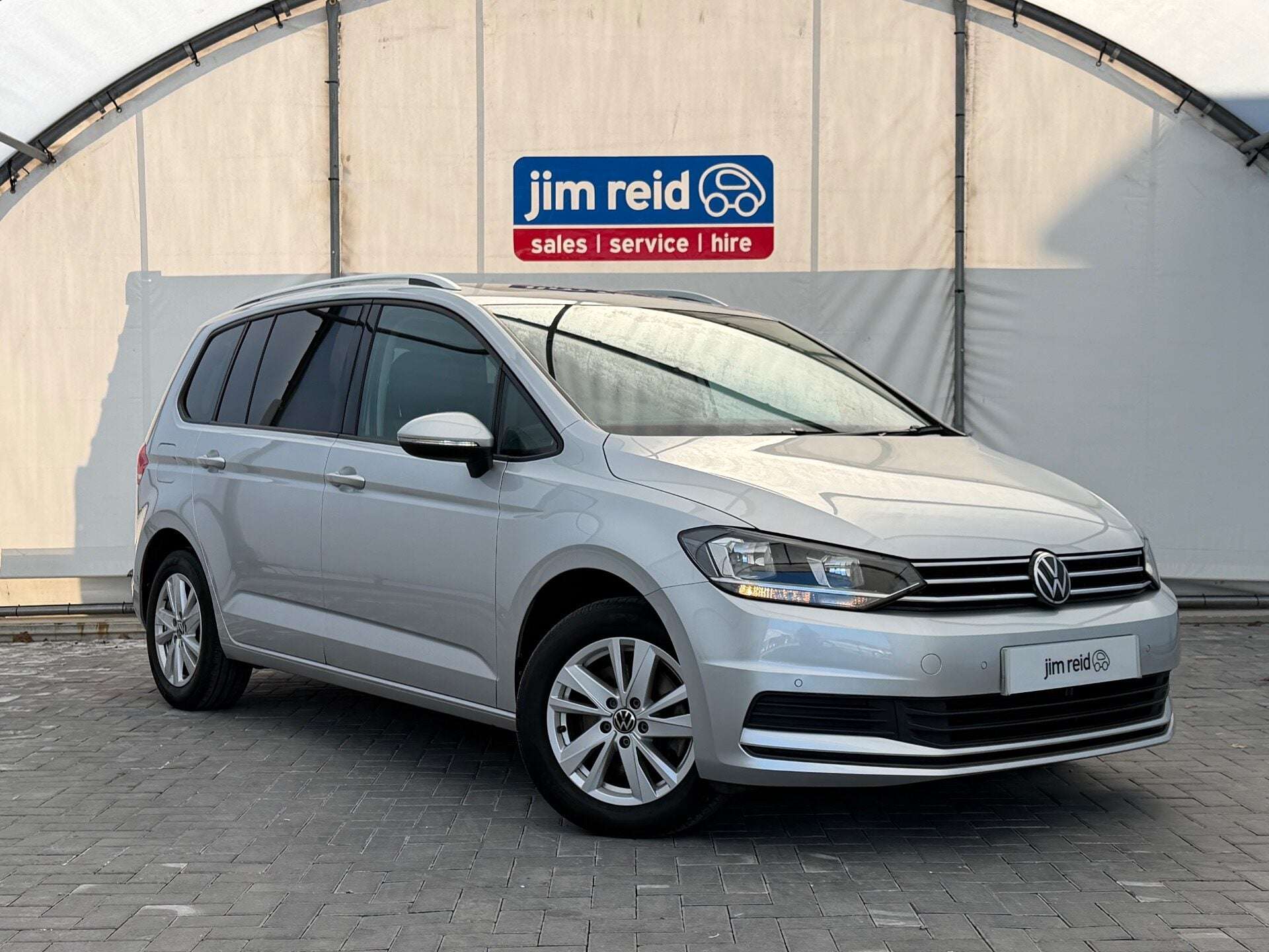 A 2022 VOLKSWAGEN TOURAN SE FAMILY TSI DSG A 2022 VOLKSWAGEN TOURAN SE FAMILY TSI DSG