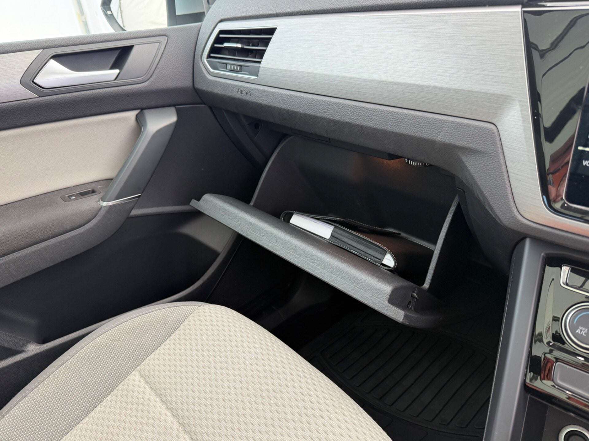 2022 VOLKSWAGEN TOURAN 2022 VOLKSWAGEN TOURAN