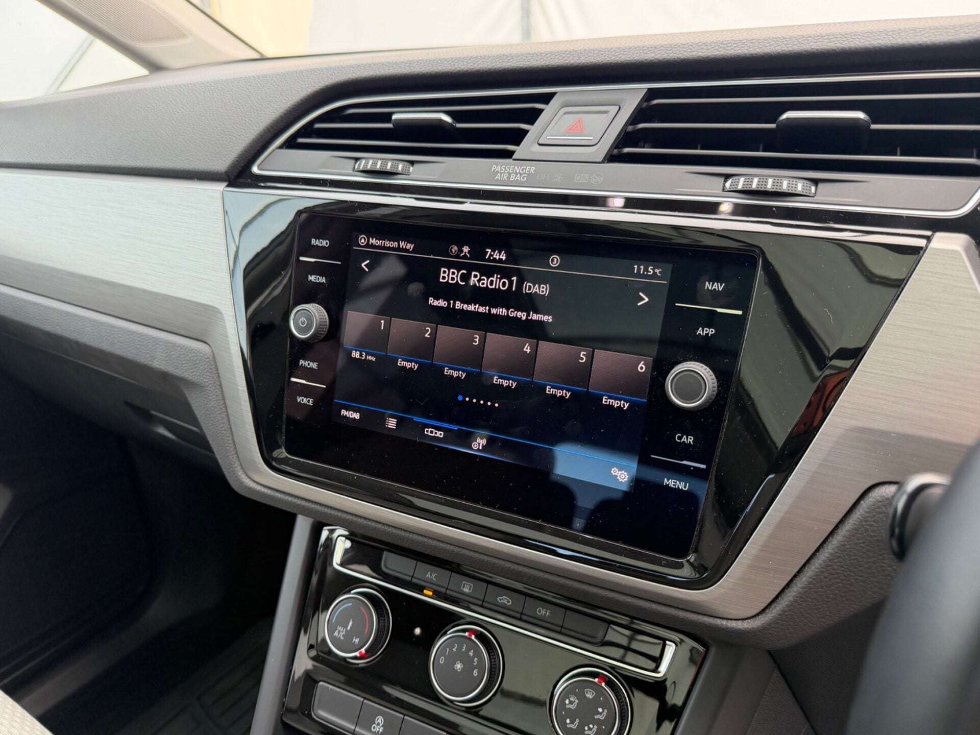 2022 VOLKSWAGEN TOURAN 2022 VOLKSWAGEN TOURAN