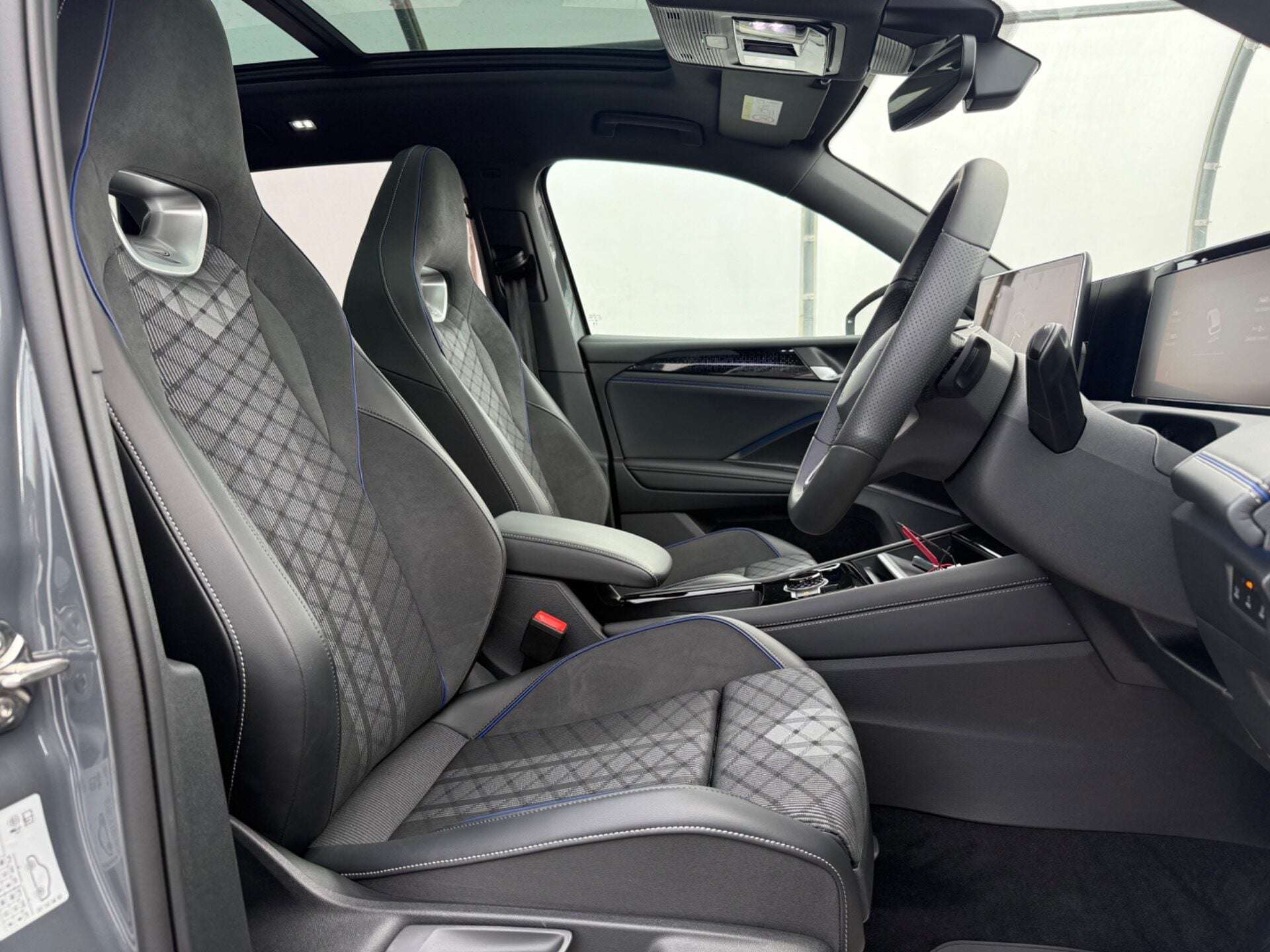 2025 VOLKSWAGEN TIGUAN 2025 VOLKSWAGEN TIGUAN