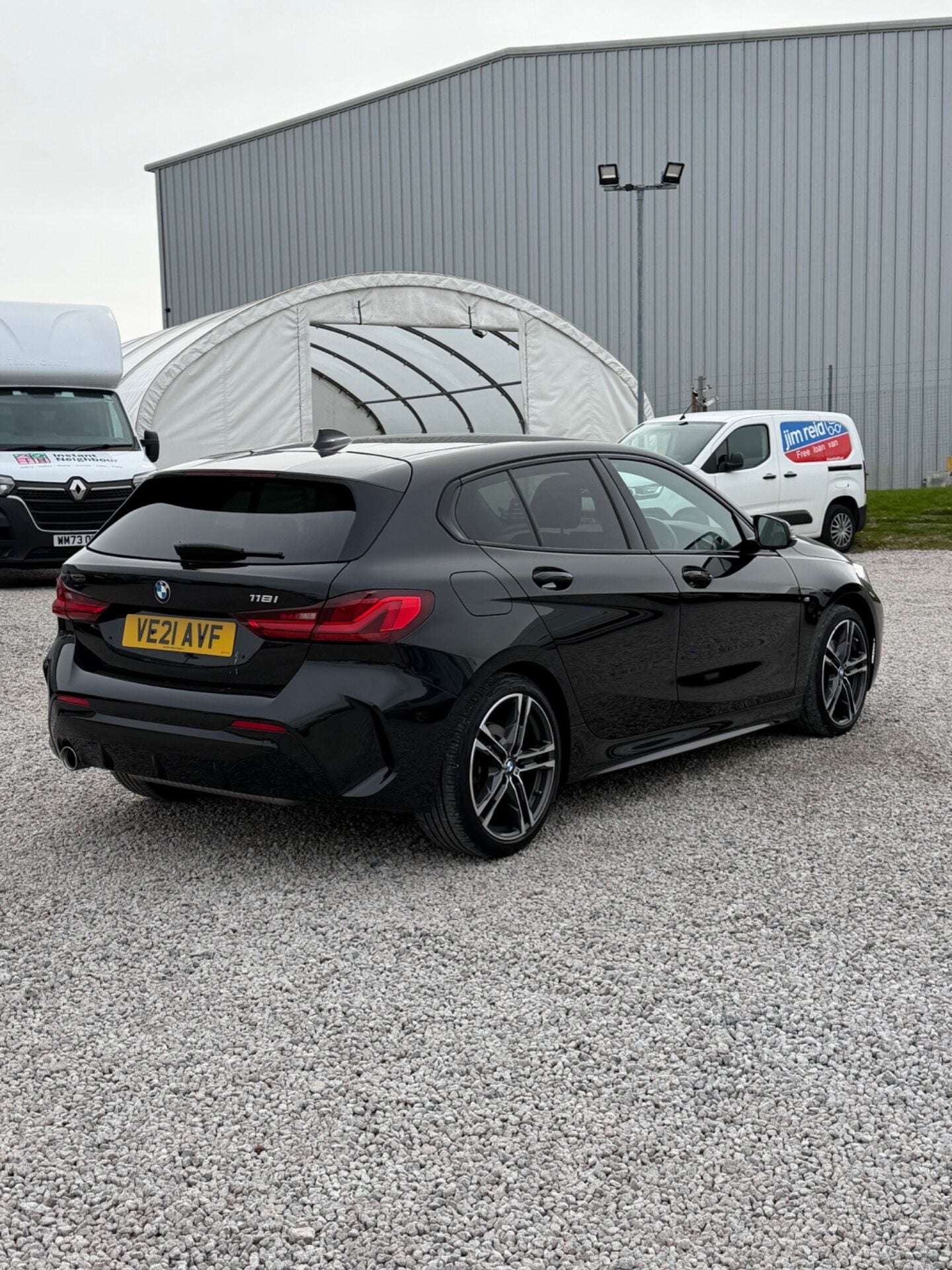 A 2021 BMW 1 SERIES 118I M SPORT A 2021 BMW 1 SERIES 118I M SPORT