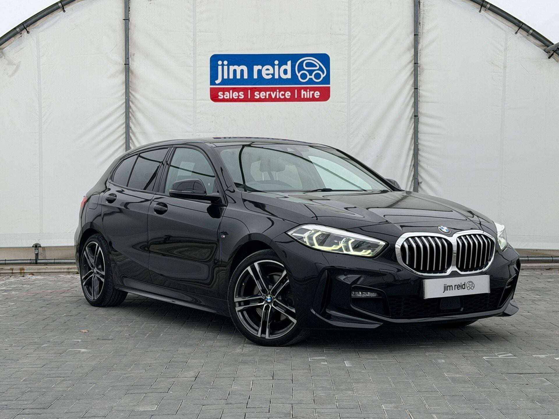 A 2021 BMW 1 SERIES 118I M SPORT A 2021 BMW 1 SERIES 118I M SPORT