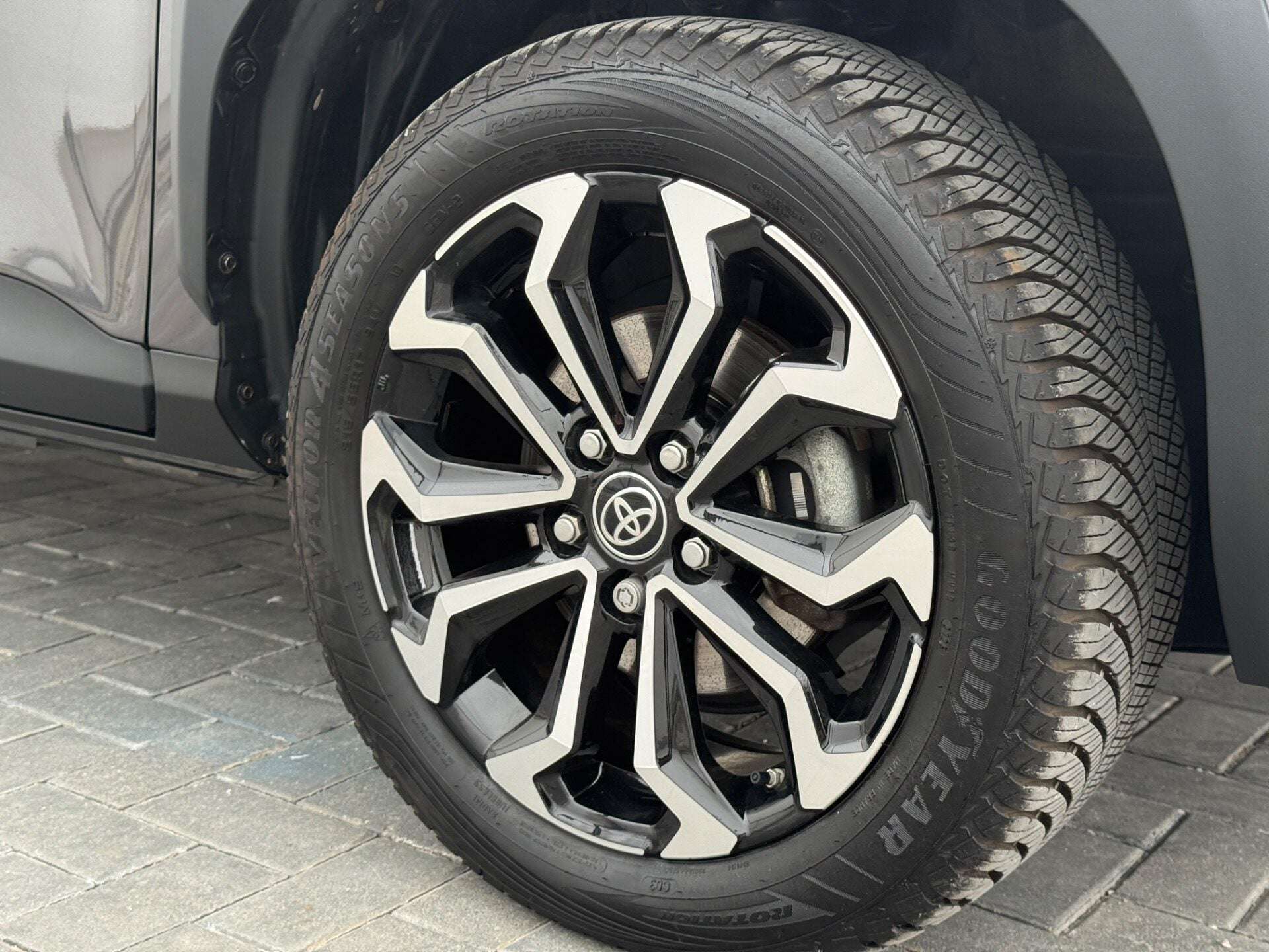 2025 TOYOTA YARIS CROSS 2025 TOYOTA YARIS CROSS
