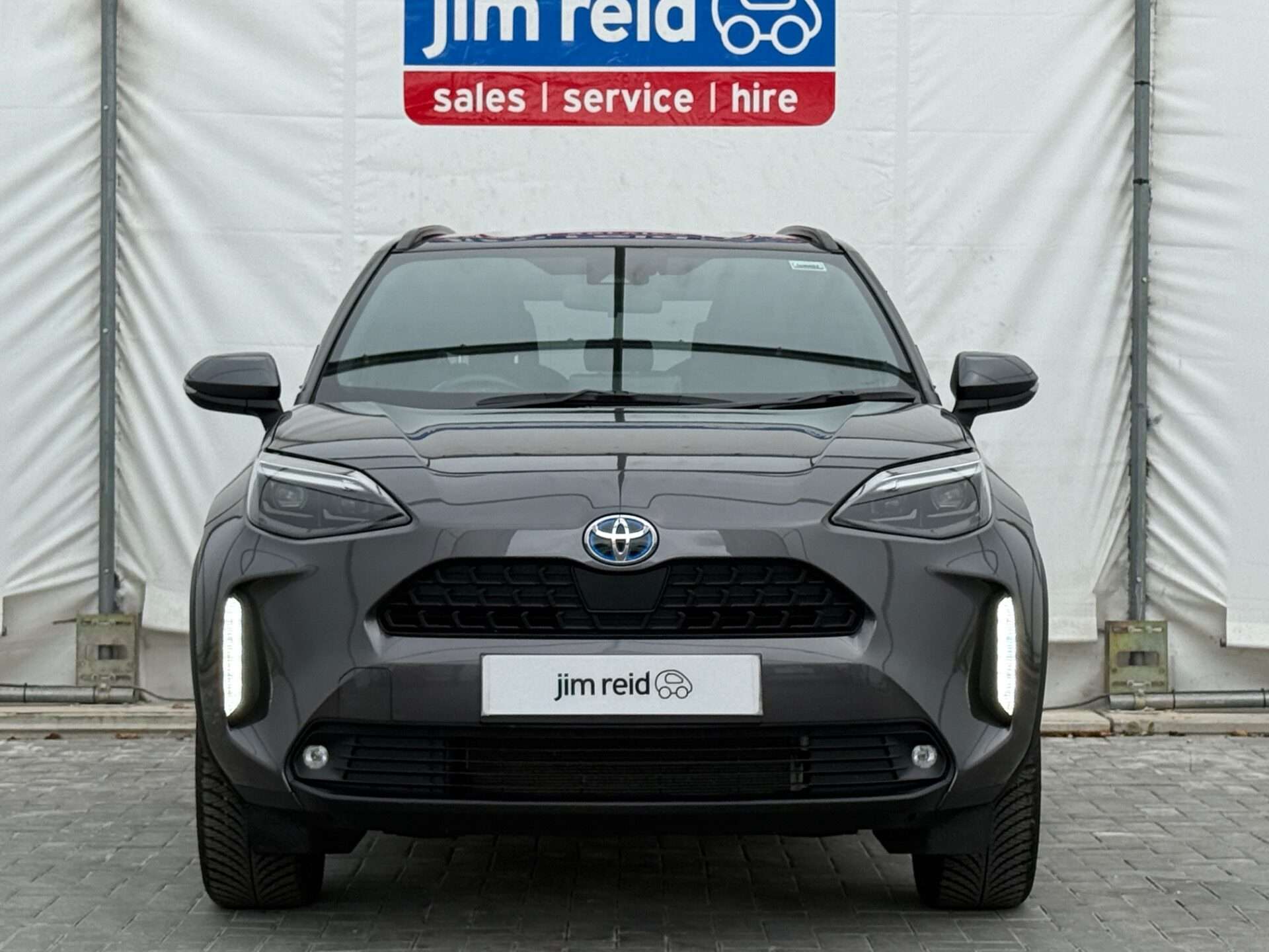 A 2025 TOYOTA YARIS CROSS DESIGN FHEV A 2025 TOYOTA YARIS CROSS DESIGN FHEV