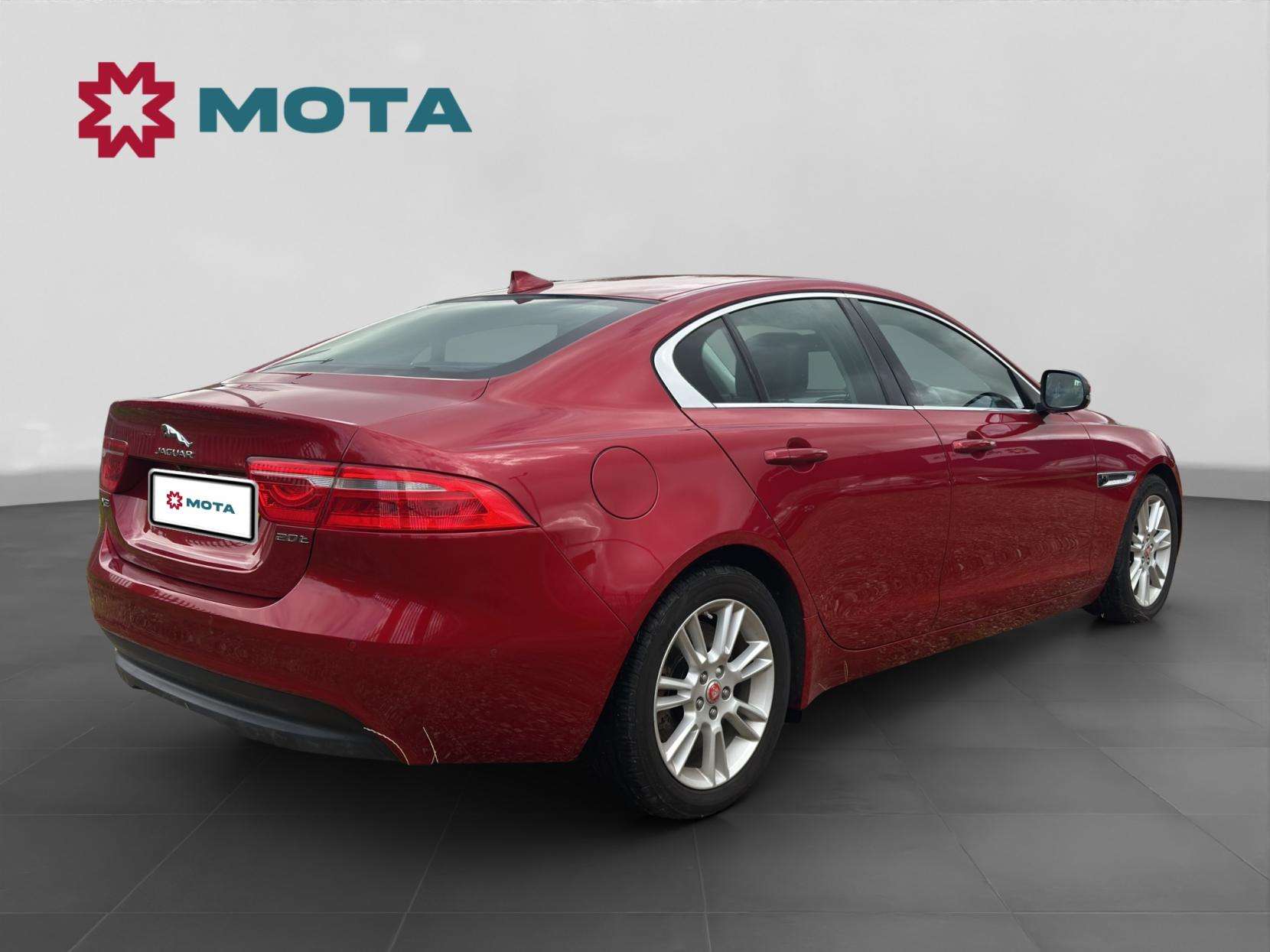 A 2015 JAGUAR XE PRESTIGE A 2015 JAGUAR XE PRESTIGE