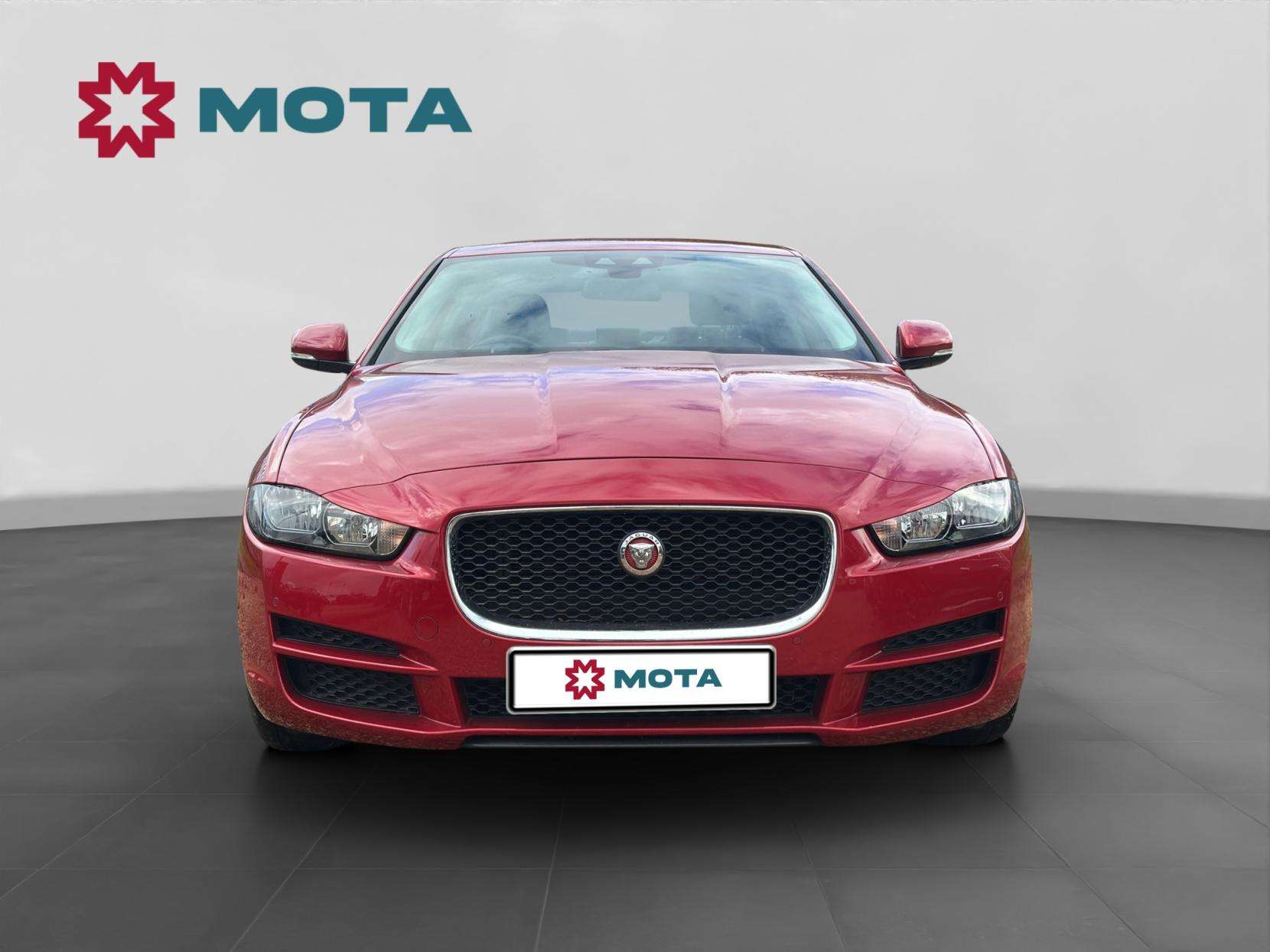 A 2015 JAGUAR XE PRESTIGE A 2015 JAGUAR XE PRESTIGE
