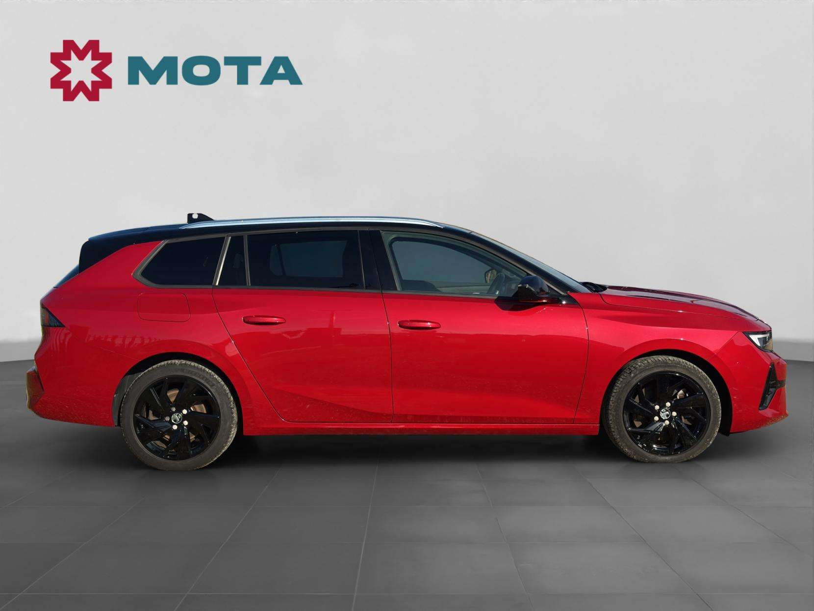 A 2024 VAUXHALL ASTRA 1.6 12.4kWh GS Sports Tourer 5dr Petrol Plug-in Hybrid Auto Euro 6 (s/s) (180 ps) A 2024 VAUXHALL ASTRA 1.6 12.4kWh GS Sports Tourer 5dr Petrol Plug-in Hybrid Auto Euro 6 (s/s) (180 ps)