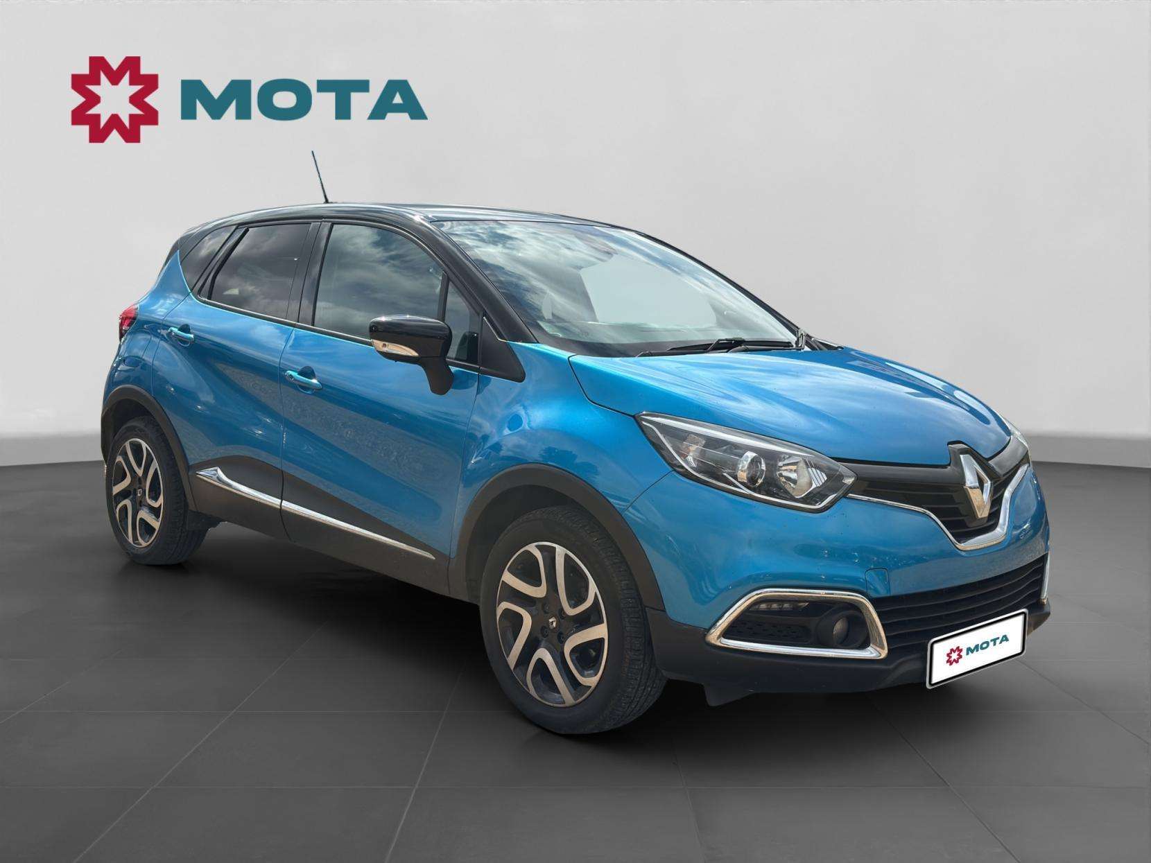 A 2016 RENAULT CAPTUR 1.2 TCe ENERGY Dynamique S Nav SUV 5dr Petrol Manual Euro 6 (s/s) (120 ps) A 2016 RENAULT CAPTUR 1.2 TCe ENERGY Dynamique S Nav SUV 5dr Petrol Manual Euro 6 (s/s) (120 ps)