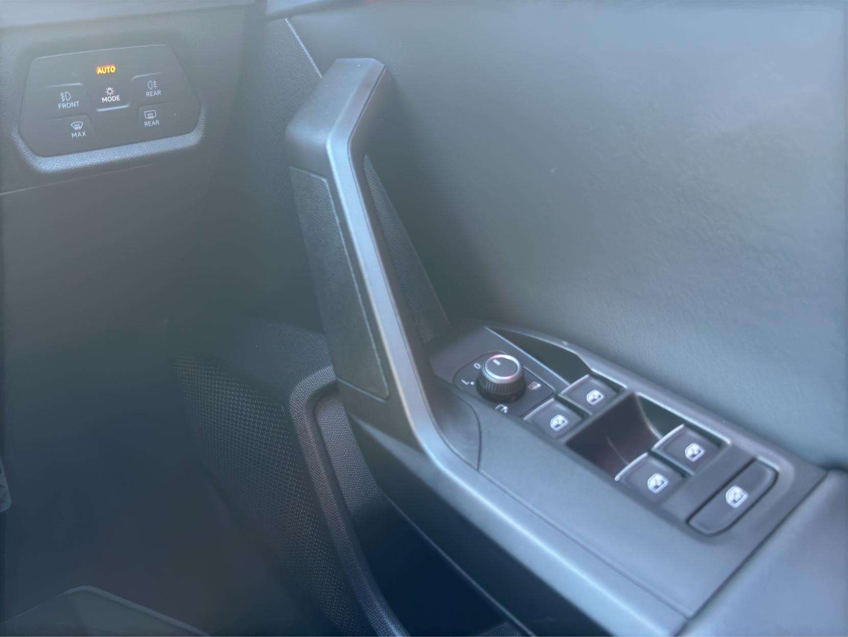 2021 SEAT LEON 2021 SEAT LEON