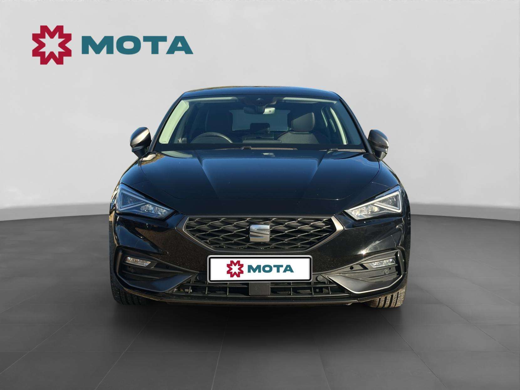 A 2021 SEAT LEON 1.5 TSI EVO FR Hatchback 5dr Petrol Manual Euro 6 (s/s) (130 ps) A 2021 SEAT LEON 1.5 TSI EVO FR Hatchback 5dr Petrol Manual Euro 6 (s/s) (130 ps)