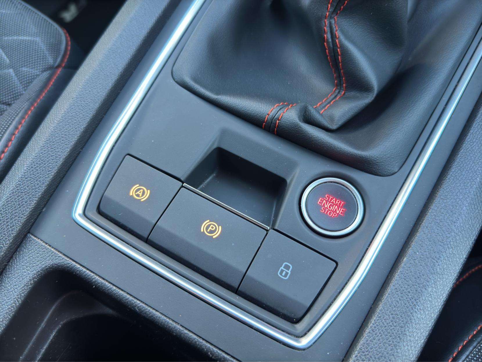 2021 SEAT LEON 2021 SEAT LEON