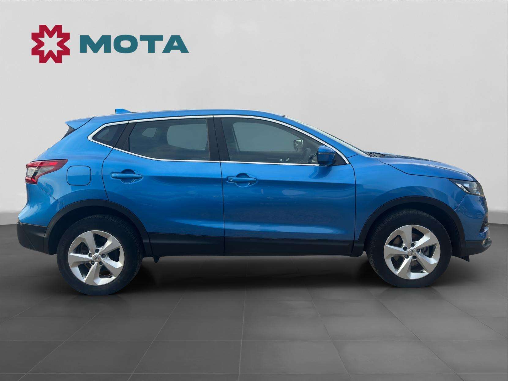 A 2019 NISSAN QASHQAI 1.3 DIG-T Acenta Premium SUV 5dr Petrol Manual Euro 6 (s/s) (140 ps) A 2019 NISSAN QASHQAI 1.3 DIG-T Acenta Premium SUV 5dr Petrol Manual Euro 6 (s/s) (140 ps)
