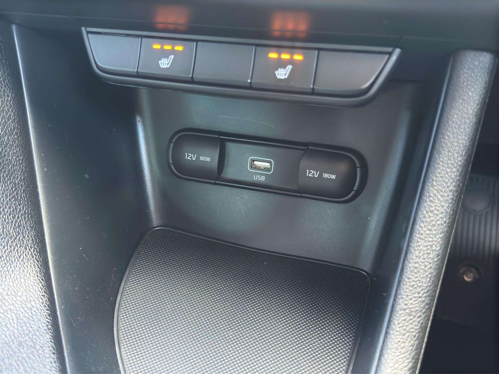 2021 KIA SPORTAGE 2021 KIA SPORTAGE