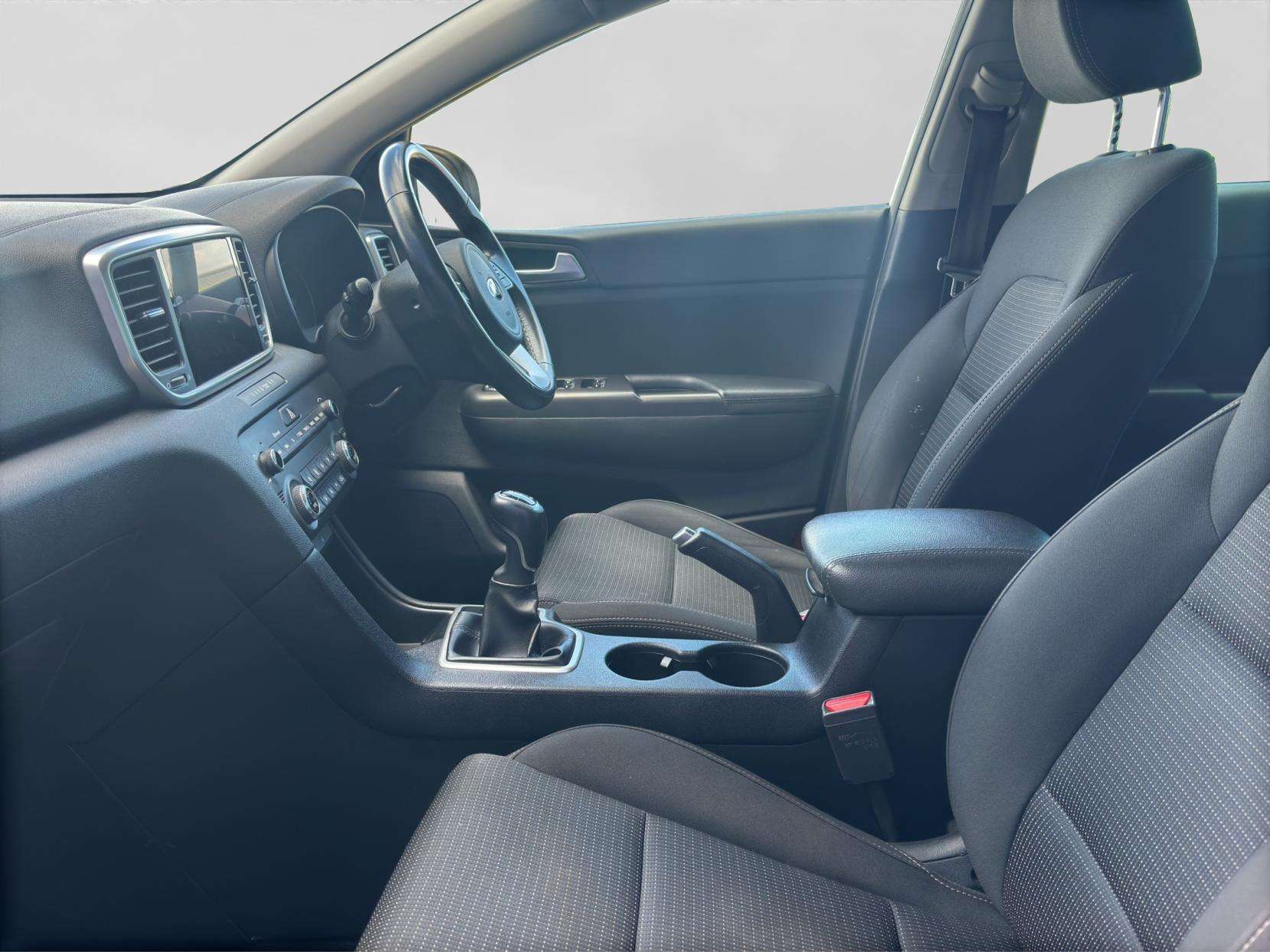 2021 KIA SPORTAGE 2021 KIA SPORTAGE