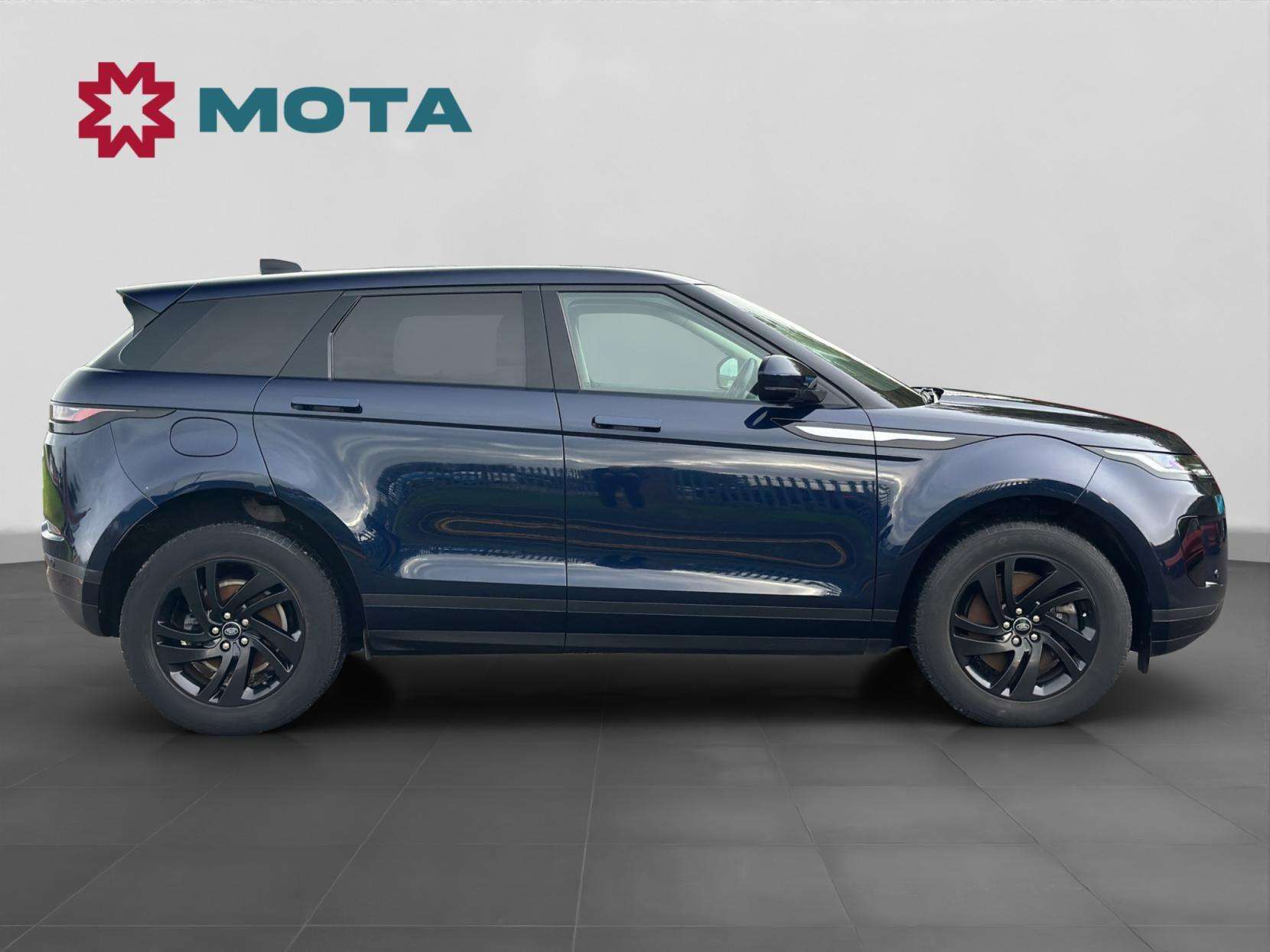 A 2021 LAND ROVER RANGE ROVER EVOQUE 2.0 D165 S SUV 5dr Diesel Manual FWD Euro 6 (s/s) (163 ps) A 2021 LAND ROVER RANGE ROVER EVOQUE 2.0 D165 S SUV 5dr Diesel Manual FWD Euro 6 (s/s) (163 ps)