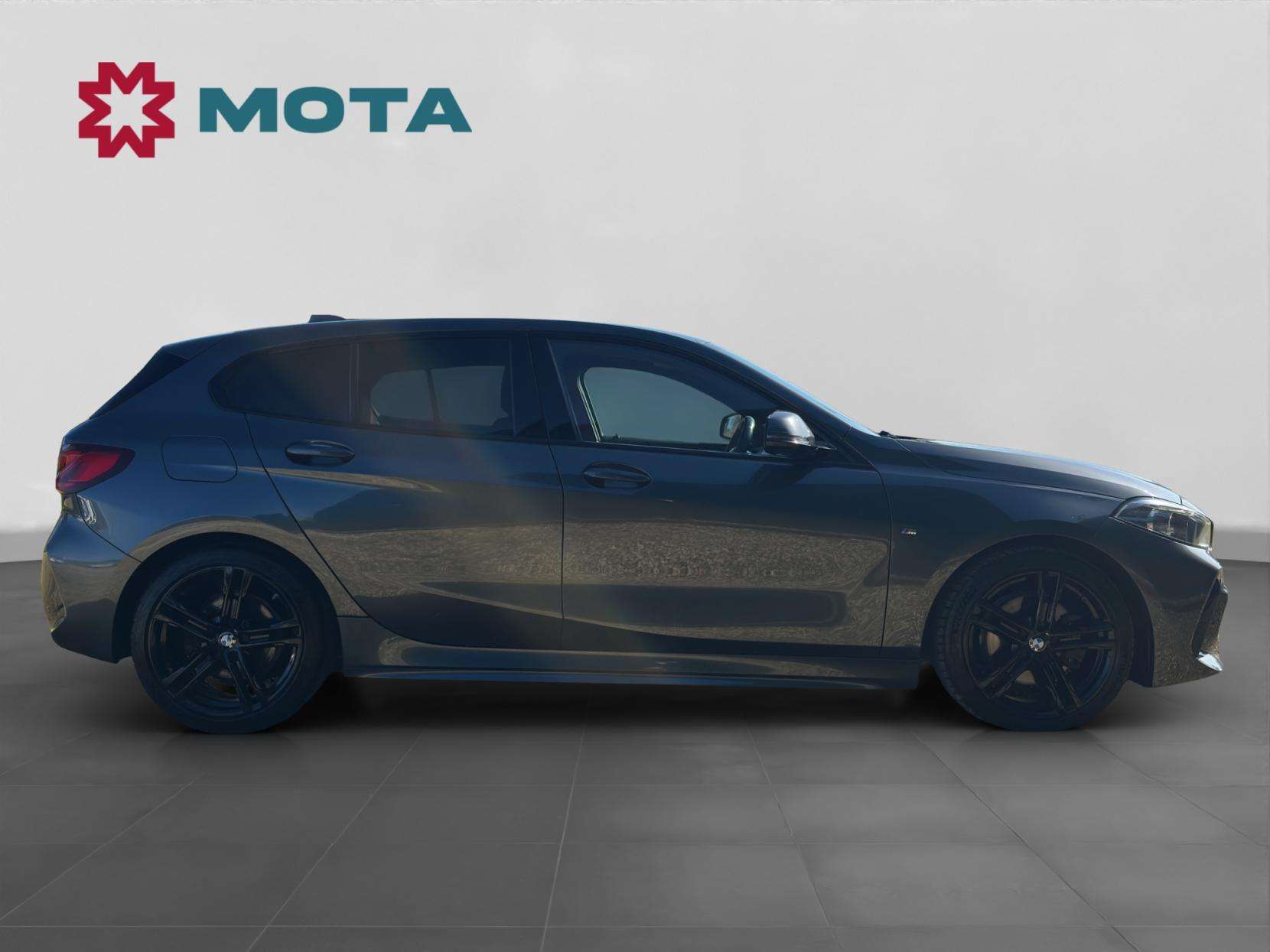 A 2020 BMW 1 SERIES 2.0 118d M Sport Hatchback 5dr Diesel Manual Euro 6 (s/s) (150 ps) A 2020 BMW 1 SERIES 2.0 118d M Sport Hatchback 5dr Diesel Manual Euro 6 (s/s) (150 ps)