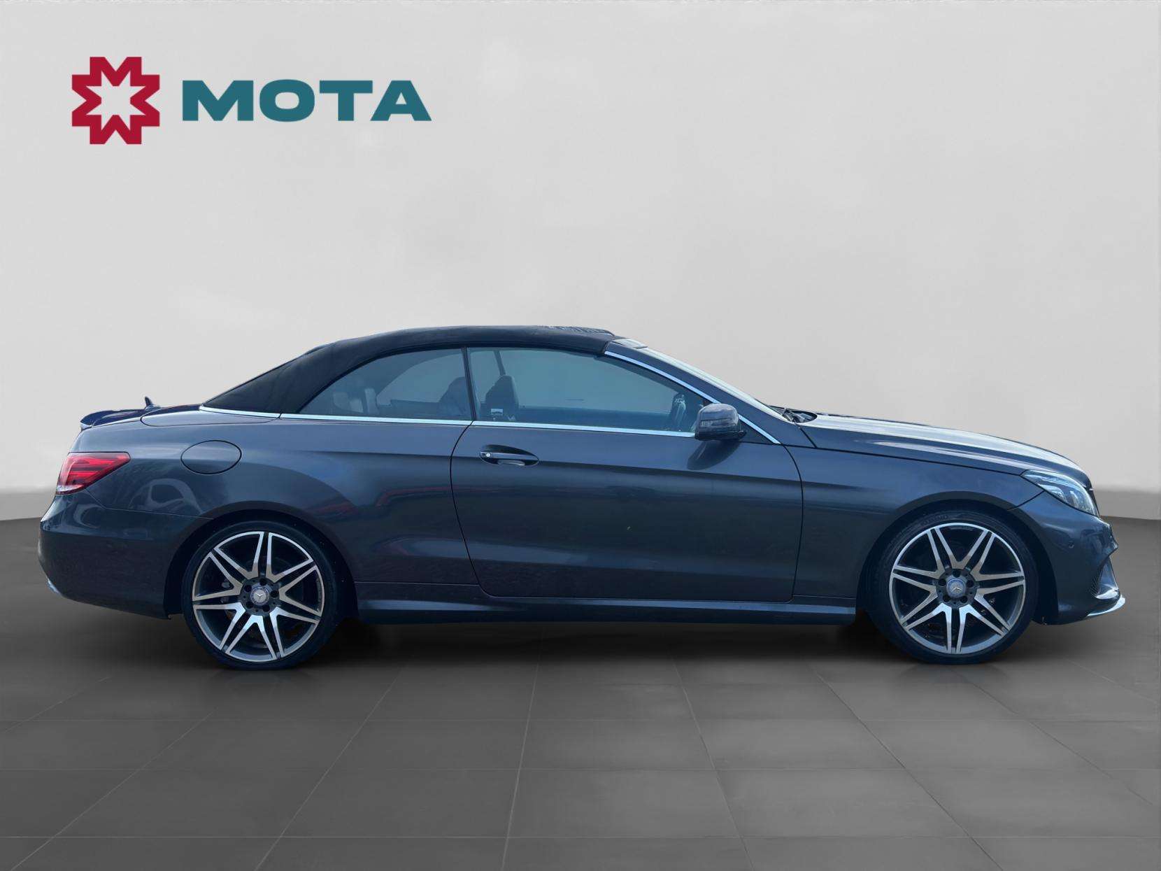 A 2016 MERCEDES-BENZ E CLASS 3.0 E350d V6 AMG Line Edition Cabriolet 2dr Diesel G-Tronic+ Euro 6 (s/s) (258 ps) A 2016 MERCEDES-BENZ E CLASS 3.0 E350d V6 AMG Line Edition Cabriolet 2dr Diesel G-Tronic+ Euro 6 (s/s) (258 ps)