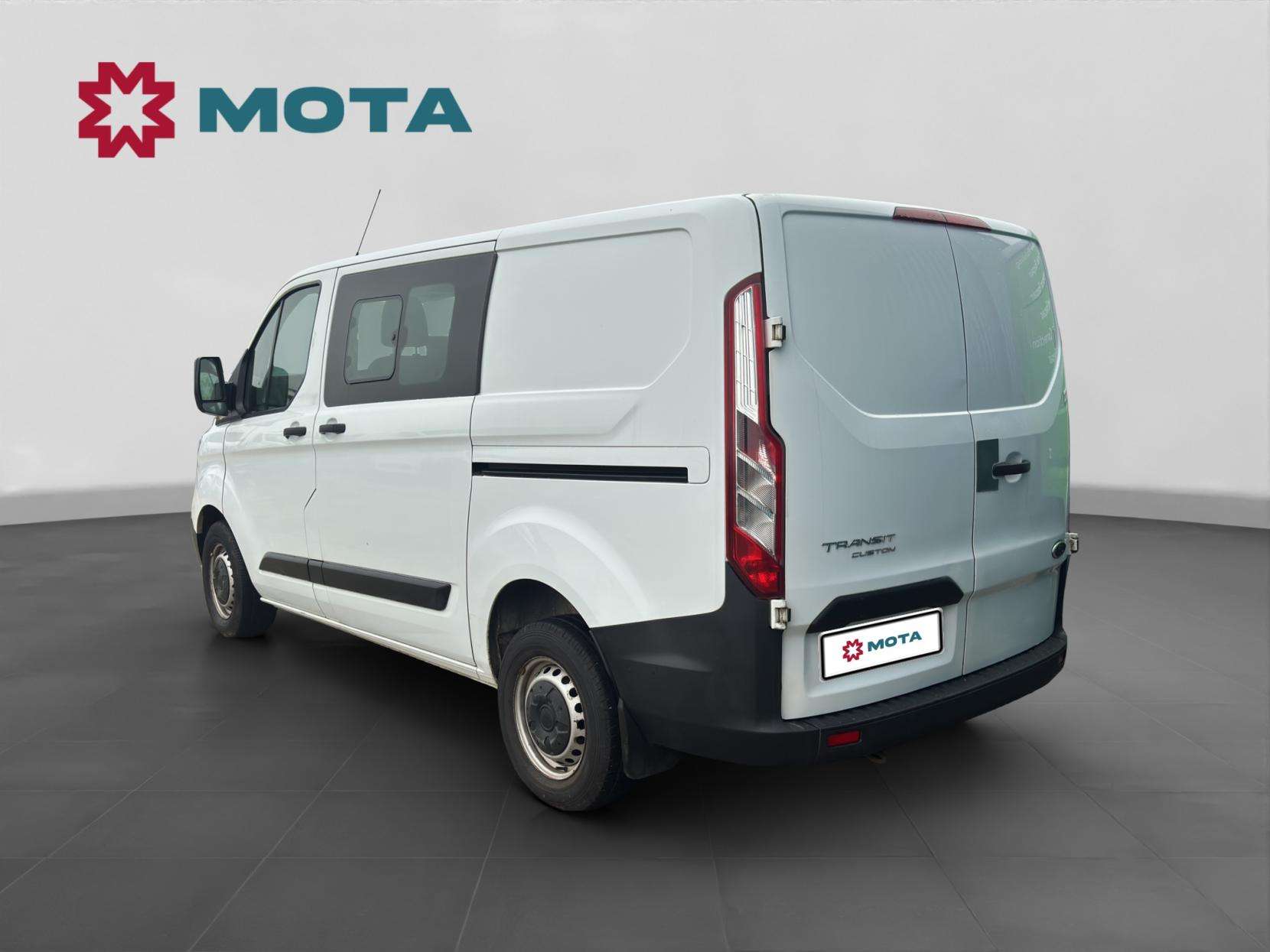 A 2019 FORD TRANSIT CUSTOM 2.0 300 EcoBlue Crew Van Double Cab 5dr Diesel Manual L1 H1 Euro 6 (6 Seat) (130 ps) A 2019 FORD TRANSIT CUSTOM 2.0 300 EcoBlue Crew Van Double Cab 5dr Diesel Manual L1 H1 Euro 6 (6 Seat) (130 ps)