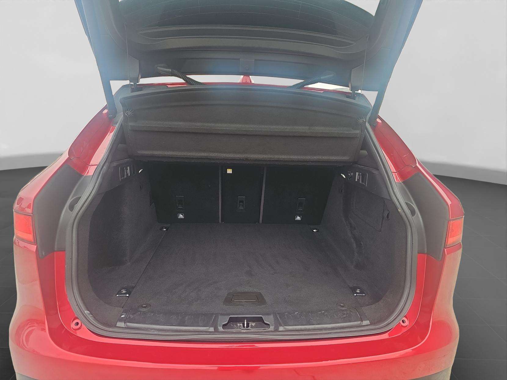 2017 JAGUAR F-PACE 2017 JAGUAR F-PACE