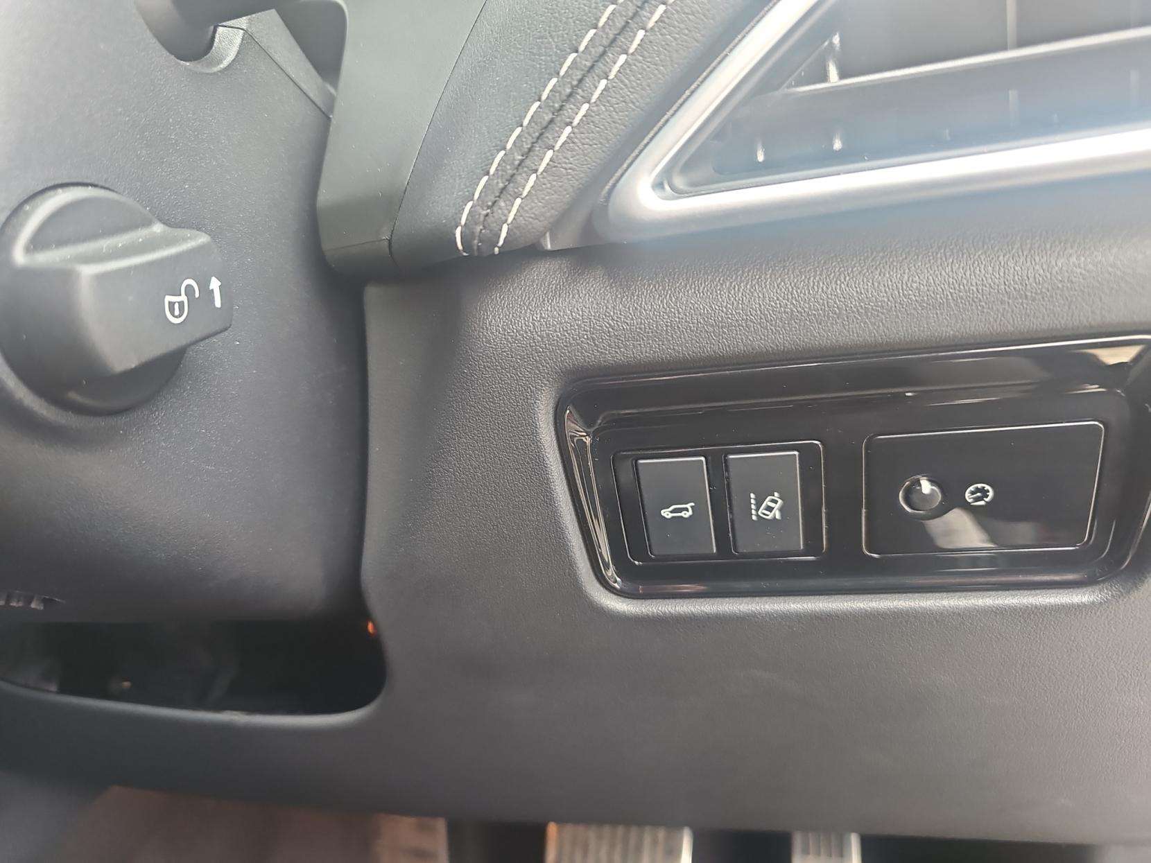 2017 JAGUAR F-PACE 2017 JAGUAR F-PACE