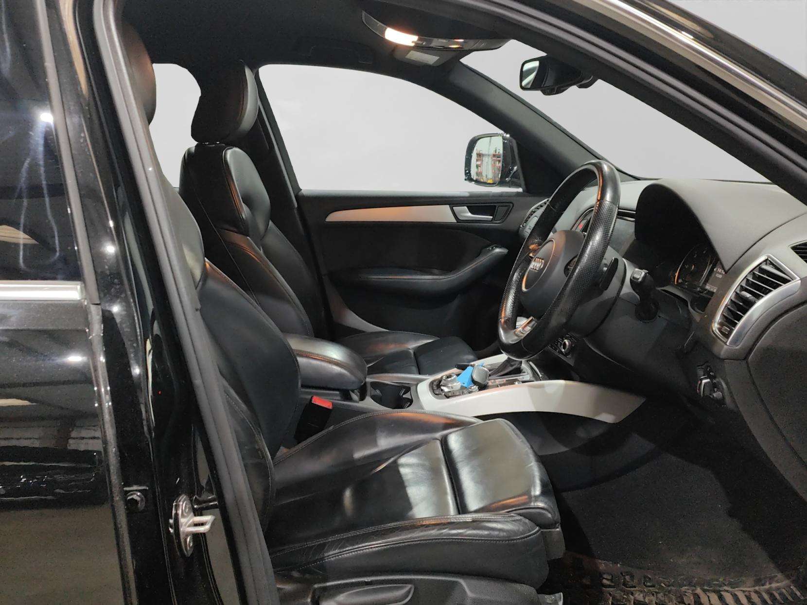 2016 AUDI Q5 2016 AUDI Q5