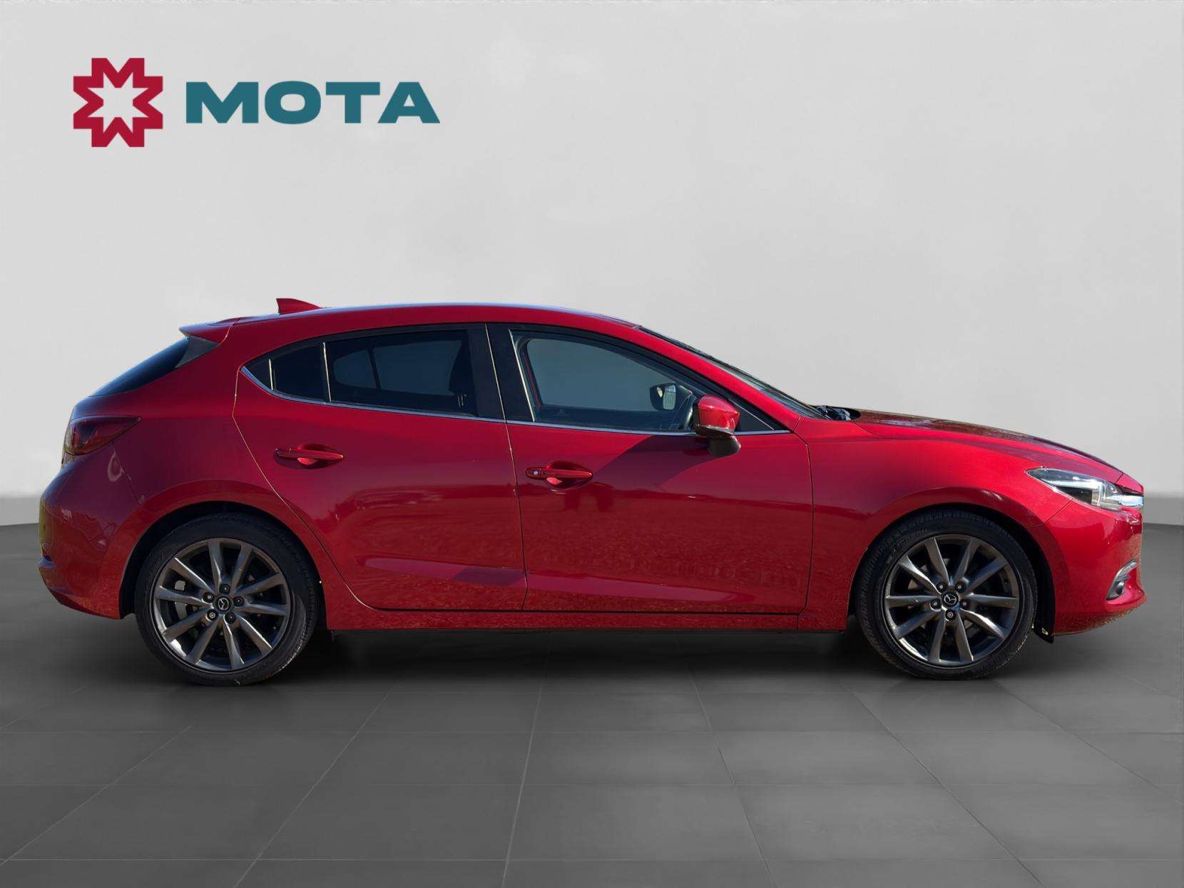 A 2017 MAZDA MAZDA3 2.2 SKYACTIV-D Sport Nav Hatchback 5dr Diesel Auto Euro 6 (s/s) (150 ps) A 2017 MAZDA MAZDA3 2.2 SKYACTIV-D Sport Nav Hatchback 5dr Diesel Auto Euro 6 (s/s) (150 ps)